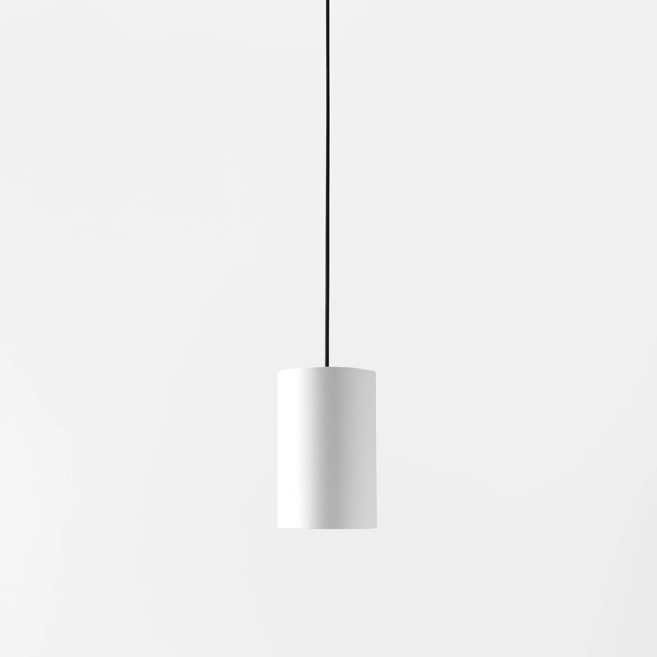 Modular Lighting Instruments - Smart tubed suspension 82 large LED GE white struc