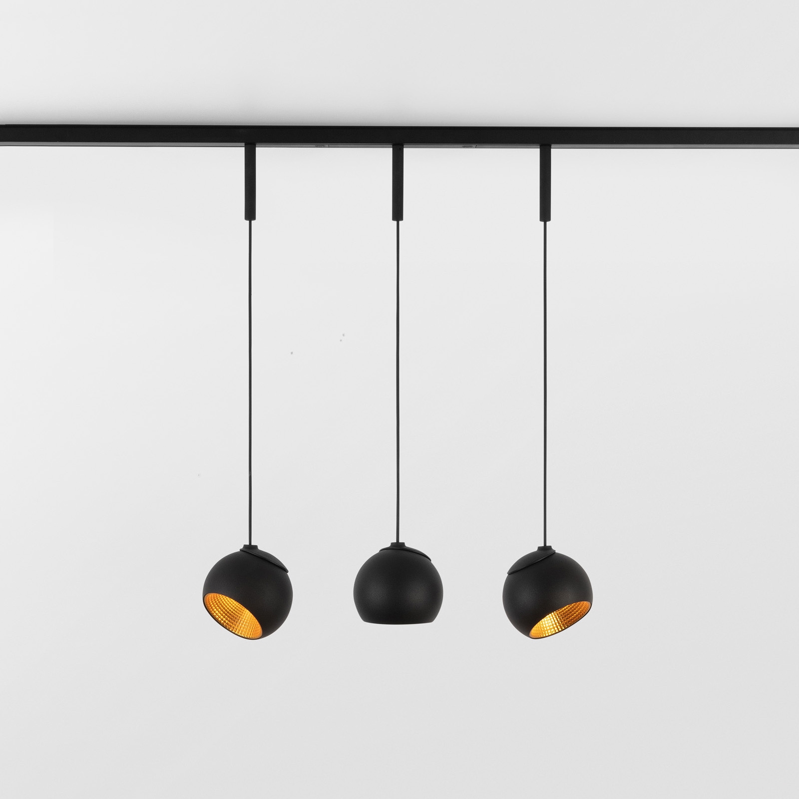 Display product Marbul track suspension adjustable 48V from manufacturer Modular Lighting Instruments
