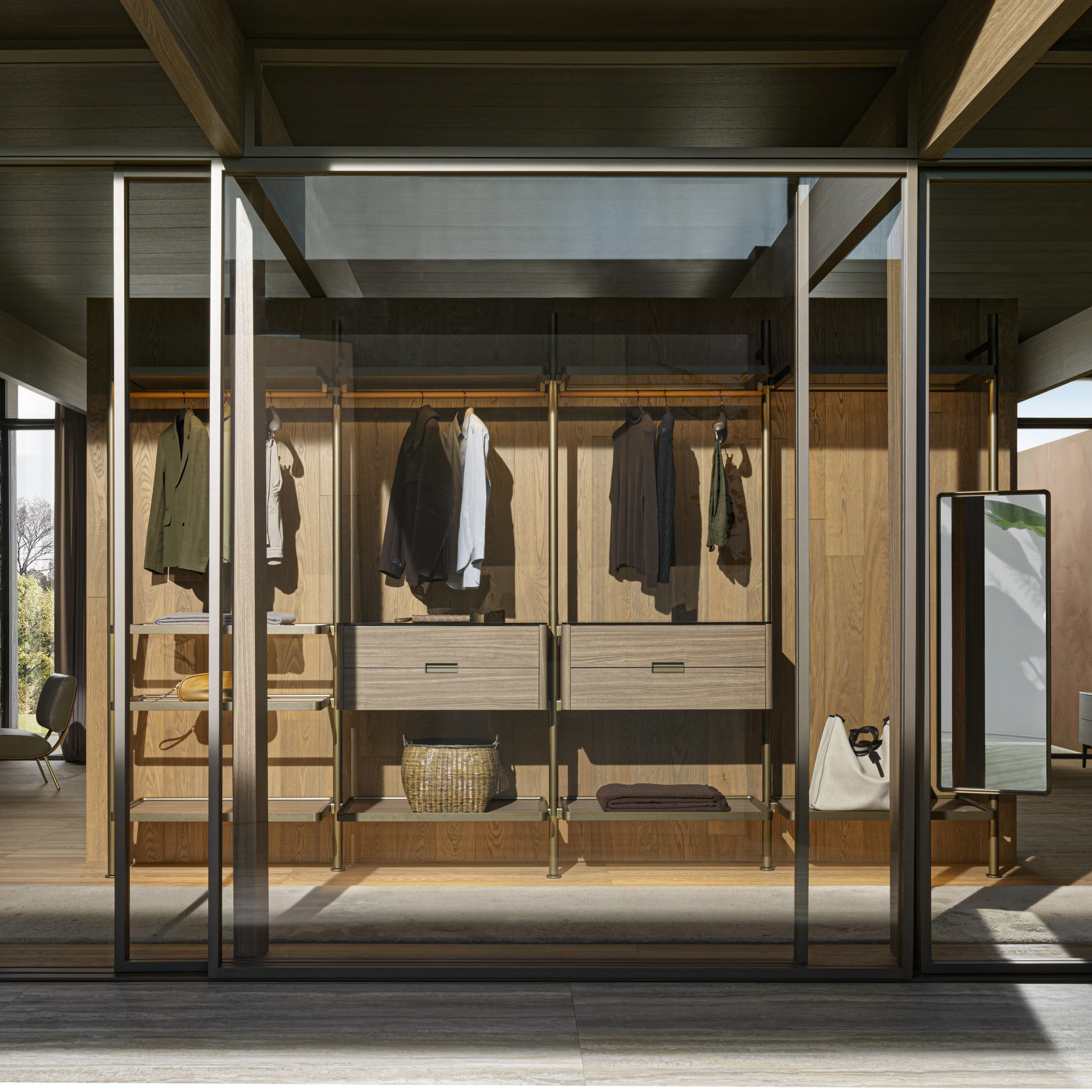 WALK-IN CLOSETS