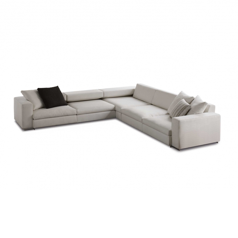 Display product Turner | Sofa from manufacturer Molteni & C