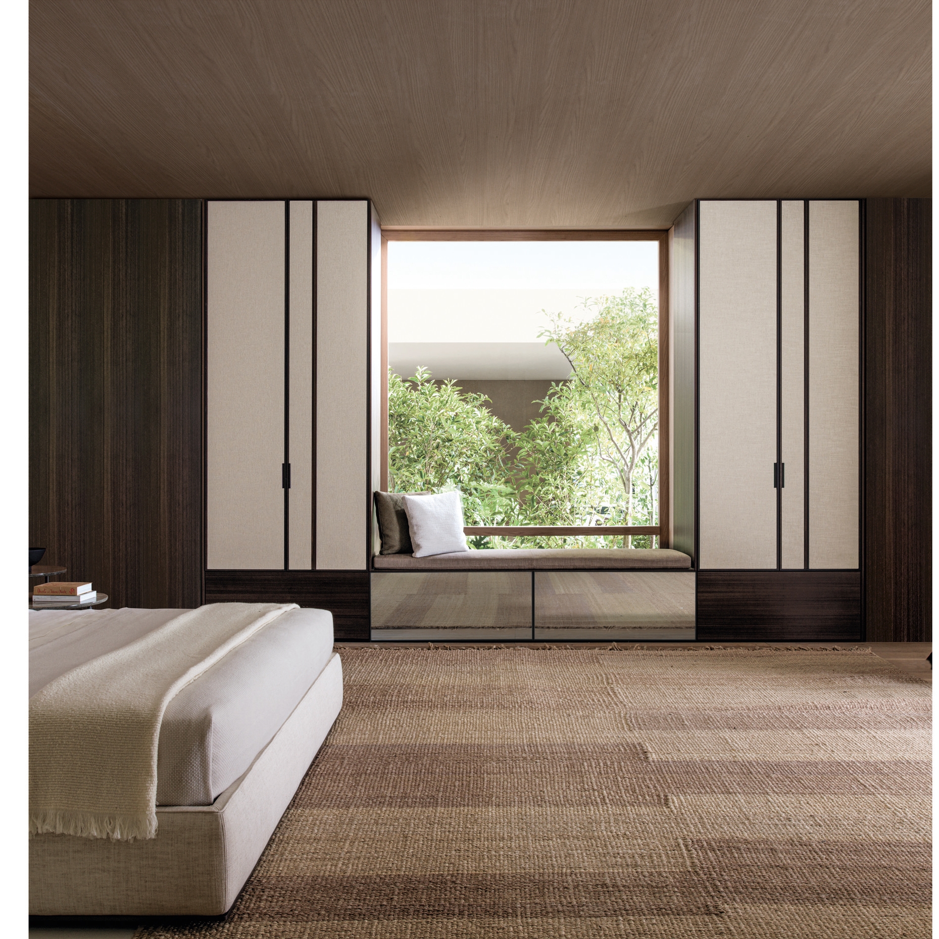 Display product Gliss Master Blend | Wardrobe from manufacturer Molteni & C