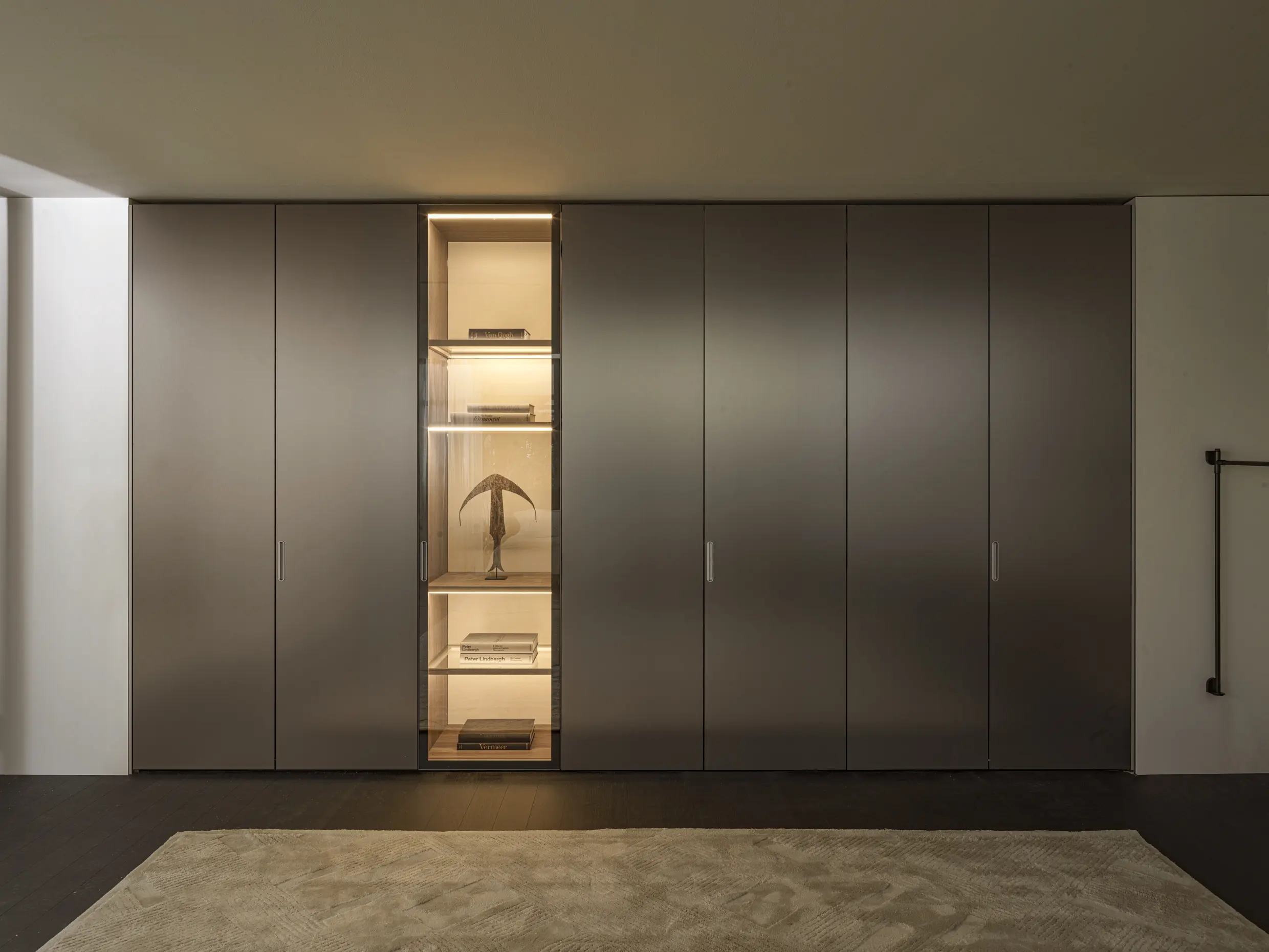 Molteni & C - Gliss Master Linear Doors | Kleiderschrank