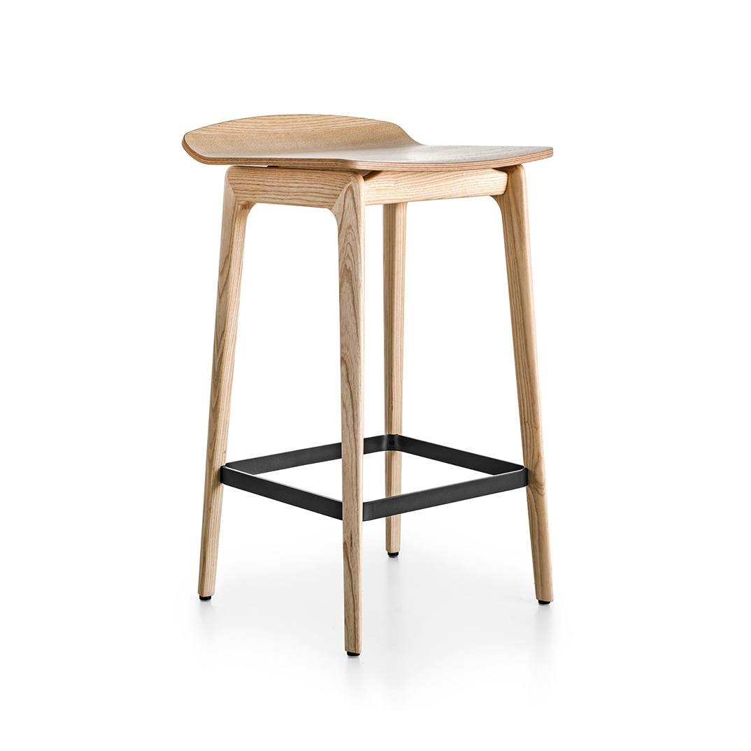 Display product Woody | Chair from manufacturer Molteni & C