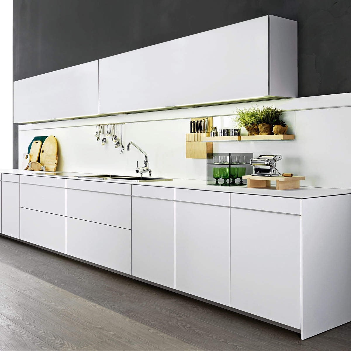 Display product D|Frame | Wall Unit from manufacturer Molteni & C