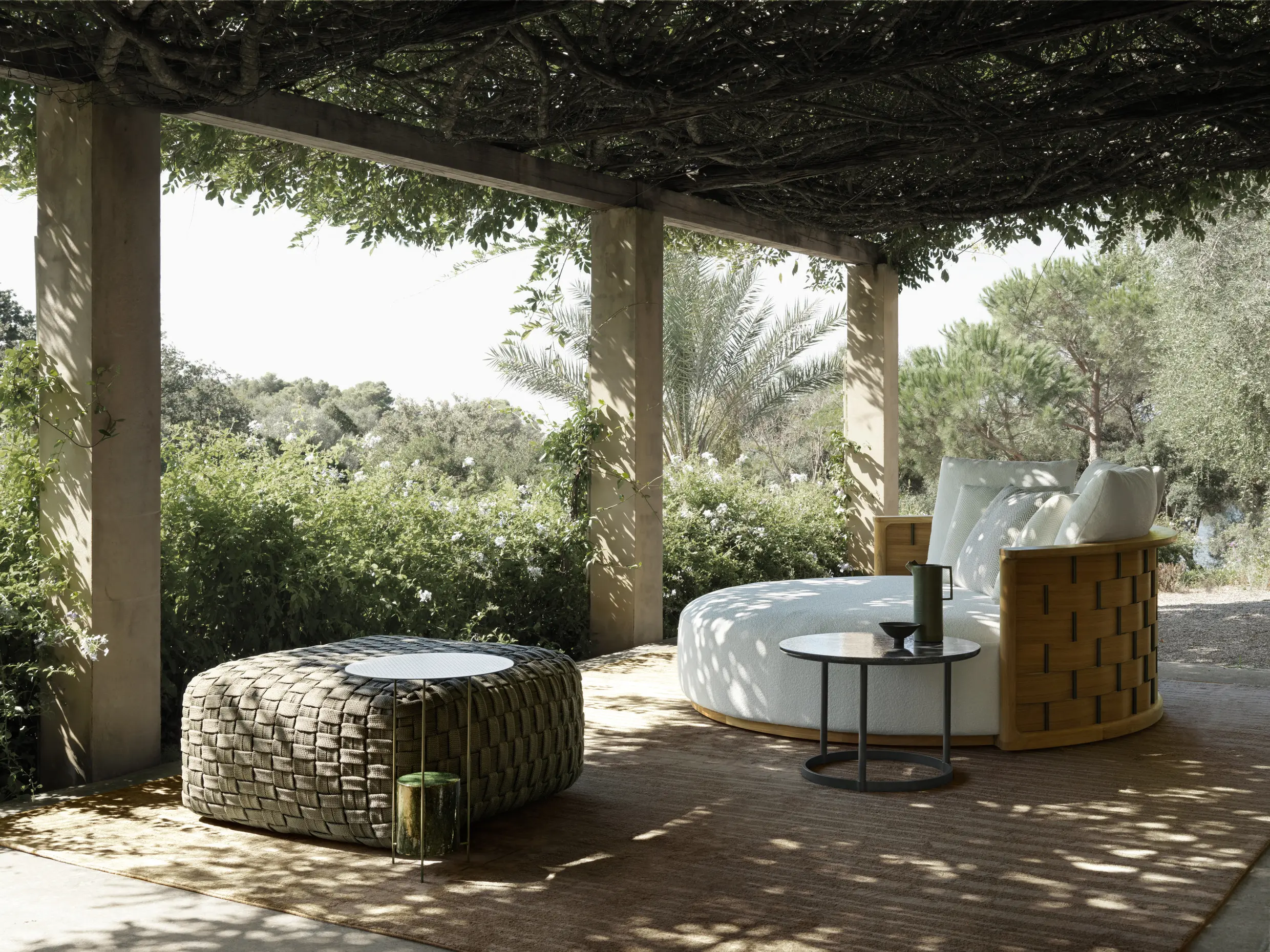 Molteni & C - Panna Cotta | Outdoor Coffee Table