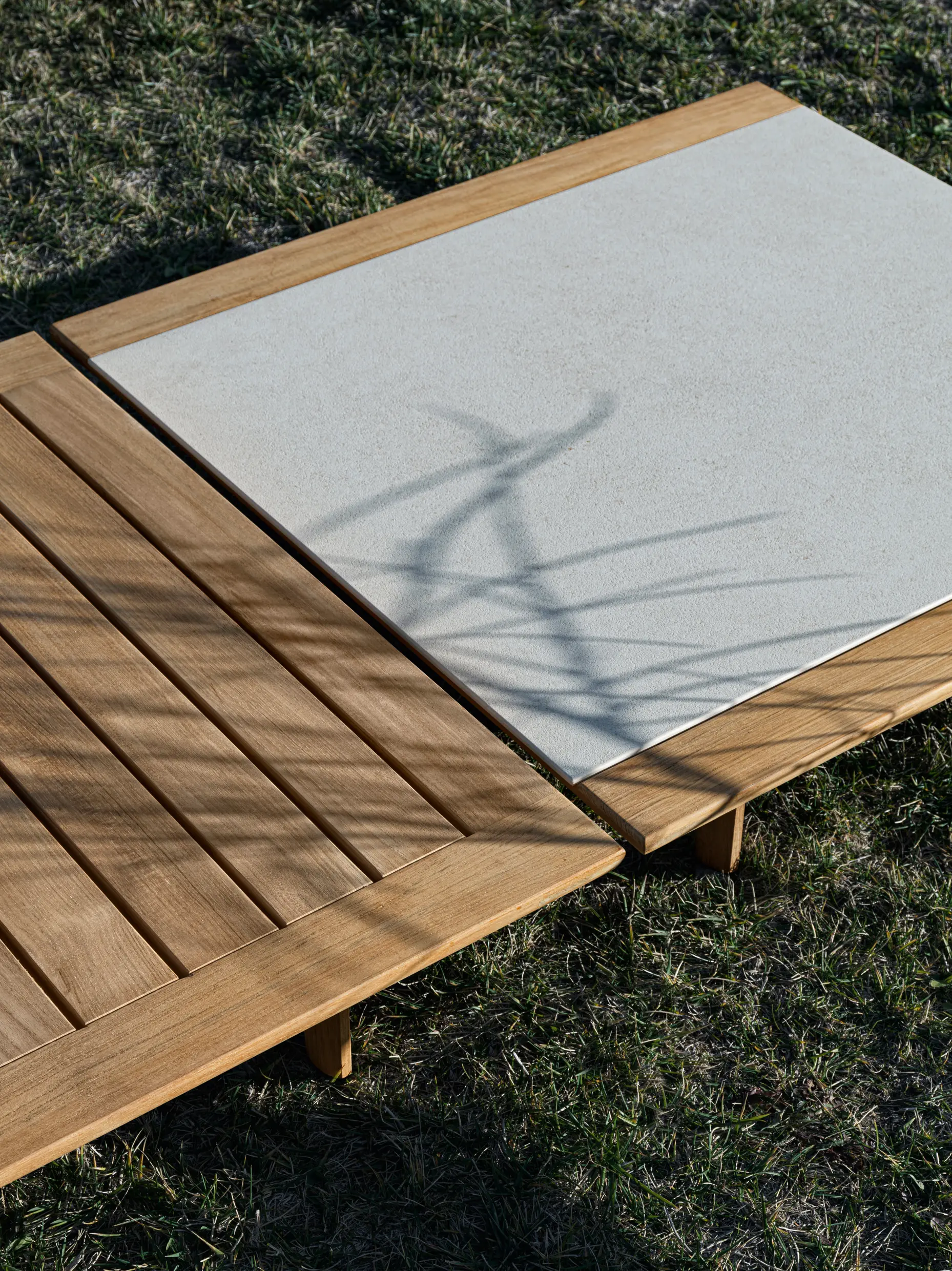 Molteni & C - Sway | Outdoor 
Coffee Table