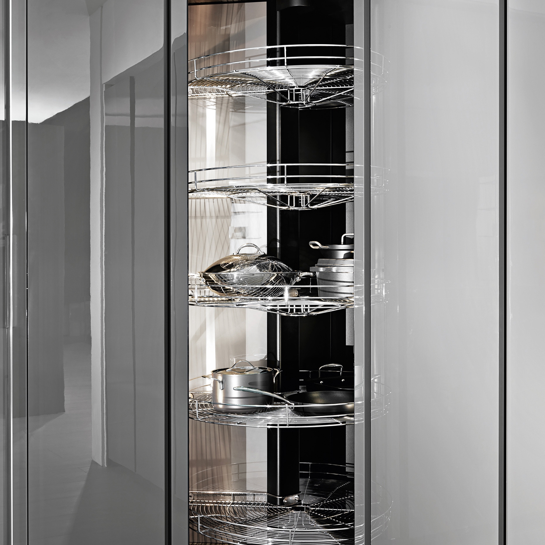 Display product Revolving Column | Kitchen Column from manufacturer Molteni & C