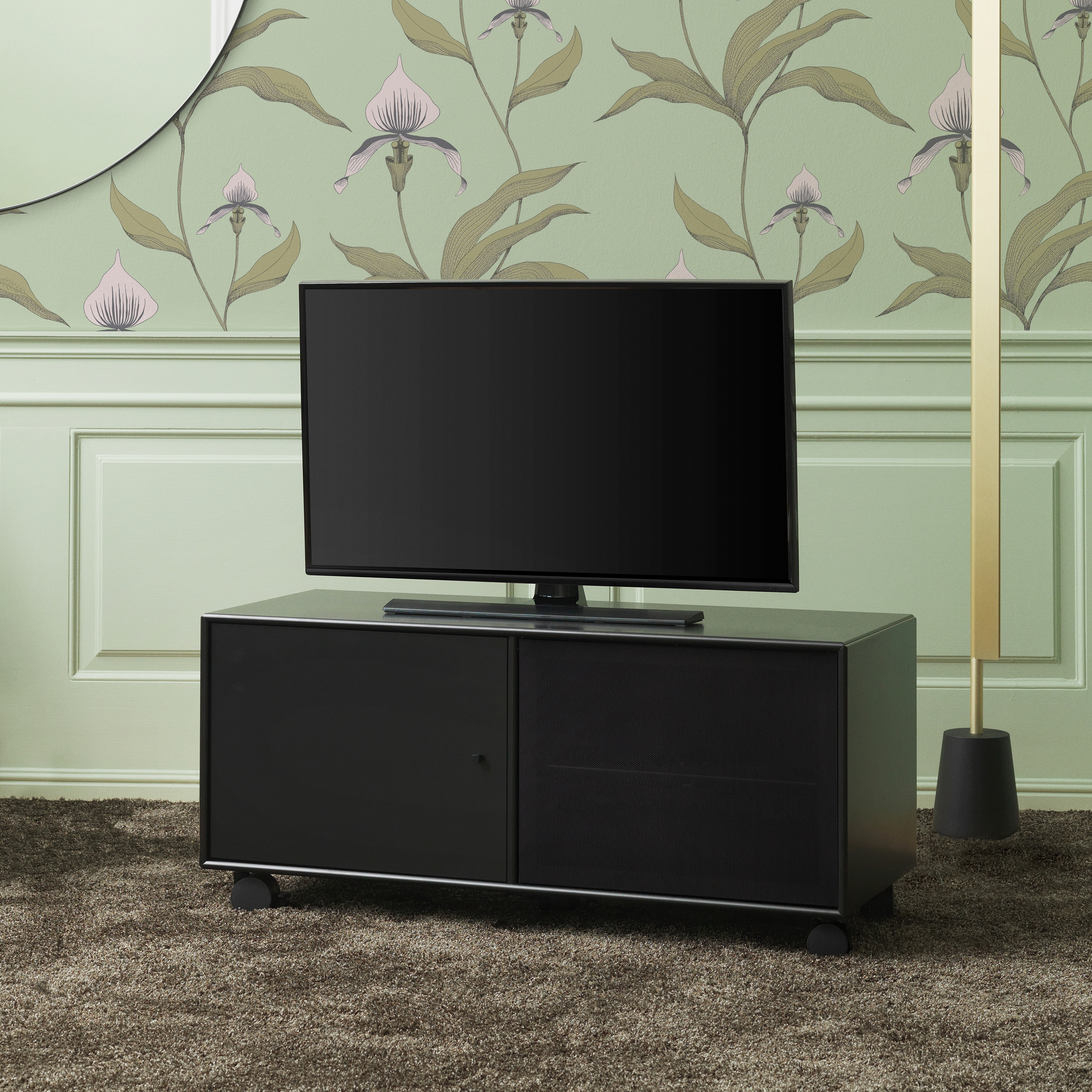 Display product TV & SOUND | Hi-Fi storage solutions – example with castors from manufacturer Montana Furniture