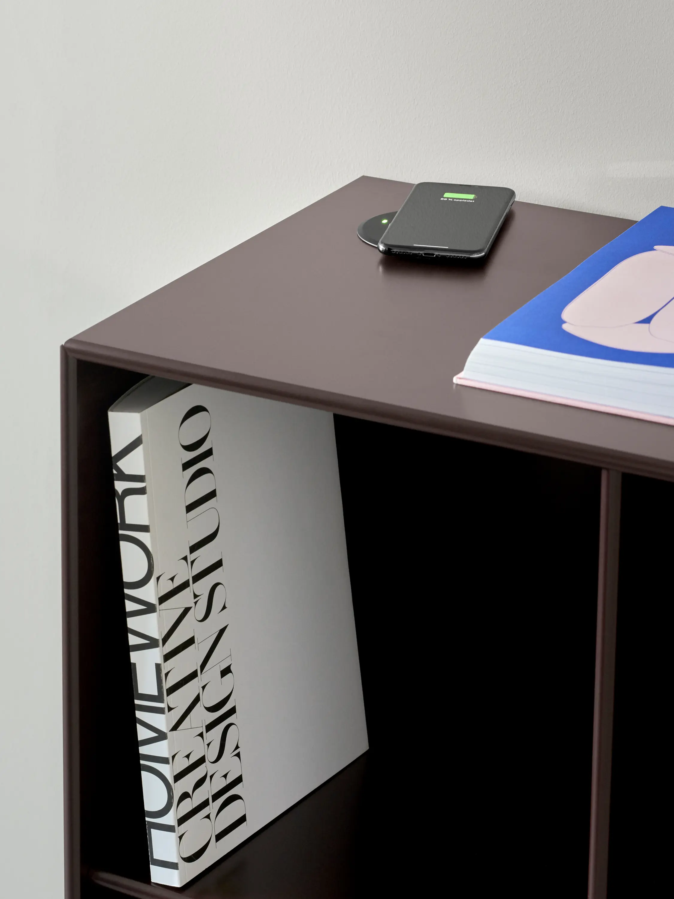 Montana Furniture - Wireless Charger | Component
