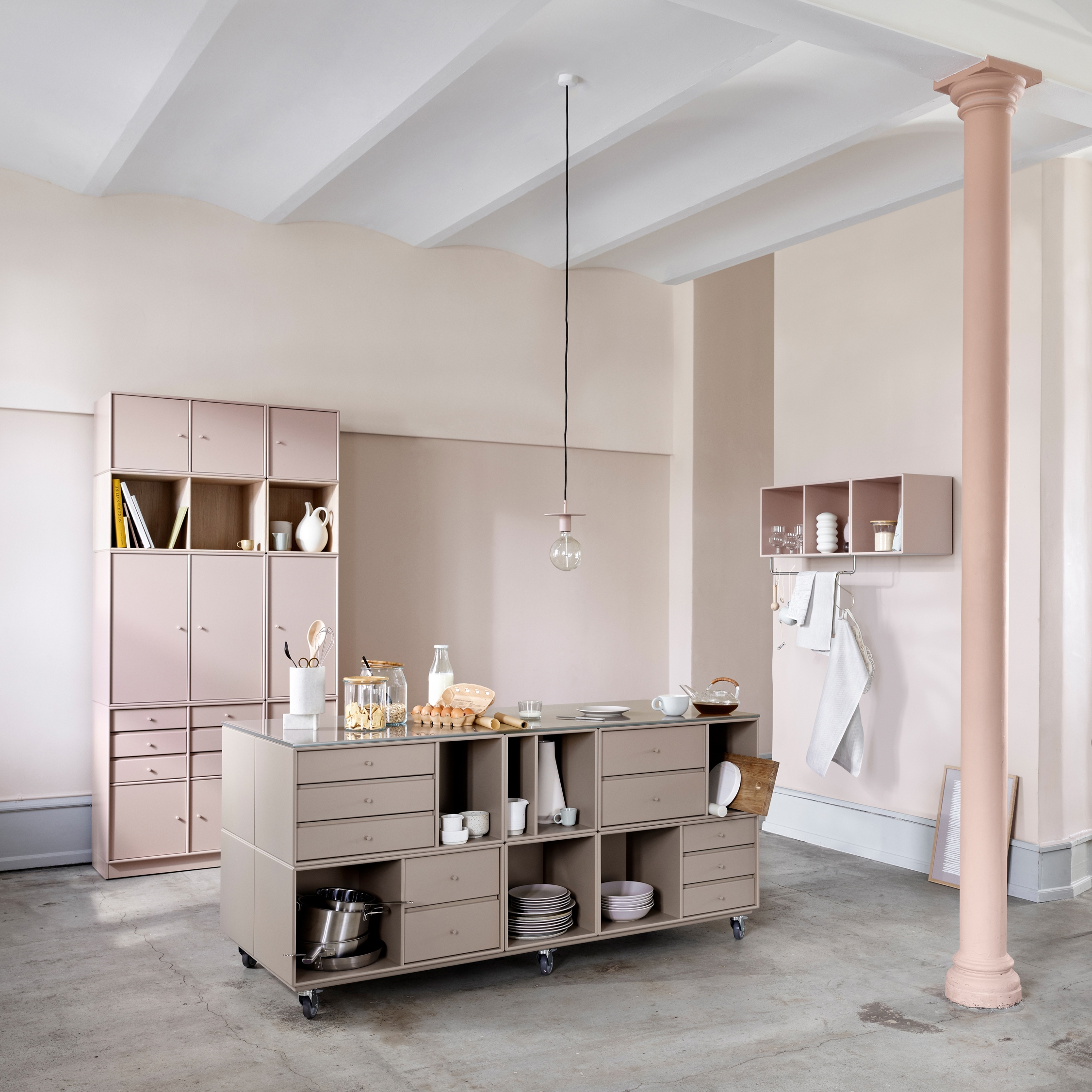 Mostra il prodotto Montana Shelving System | Application example del produttore Montana Furniture