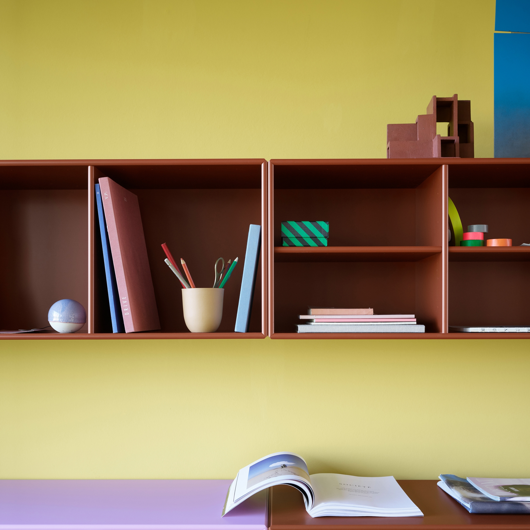 Display product Montana Shelving System | Application example from manufacturer Montana Furniture