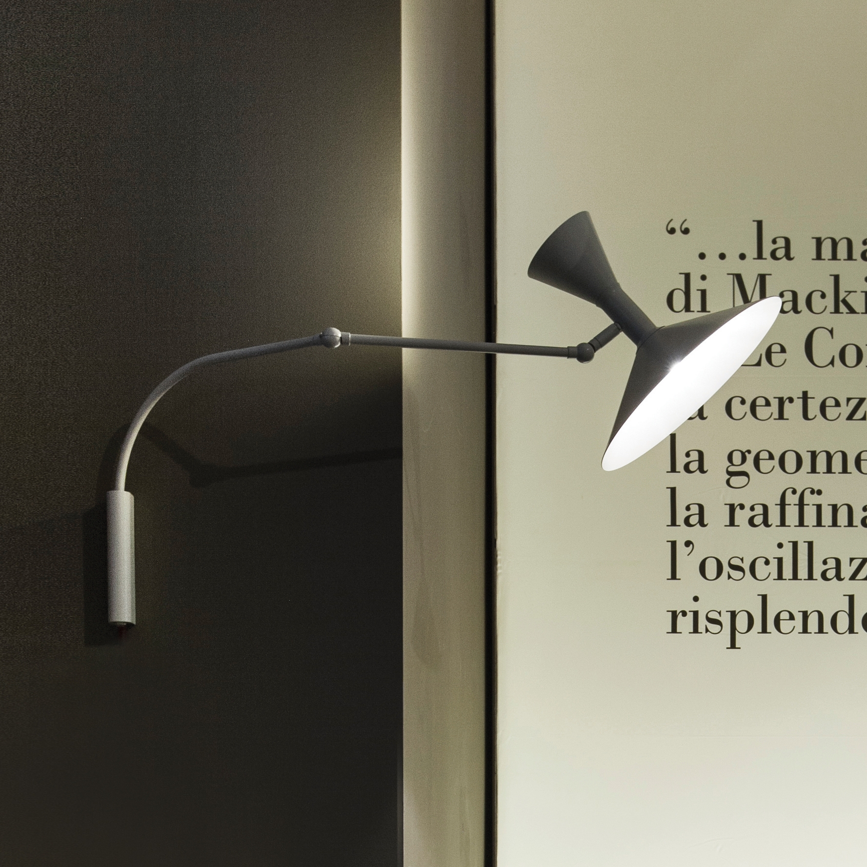 Mostra il prodotto Lampe de Marseille Mini del produttore Nemo