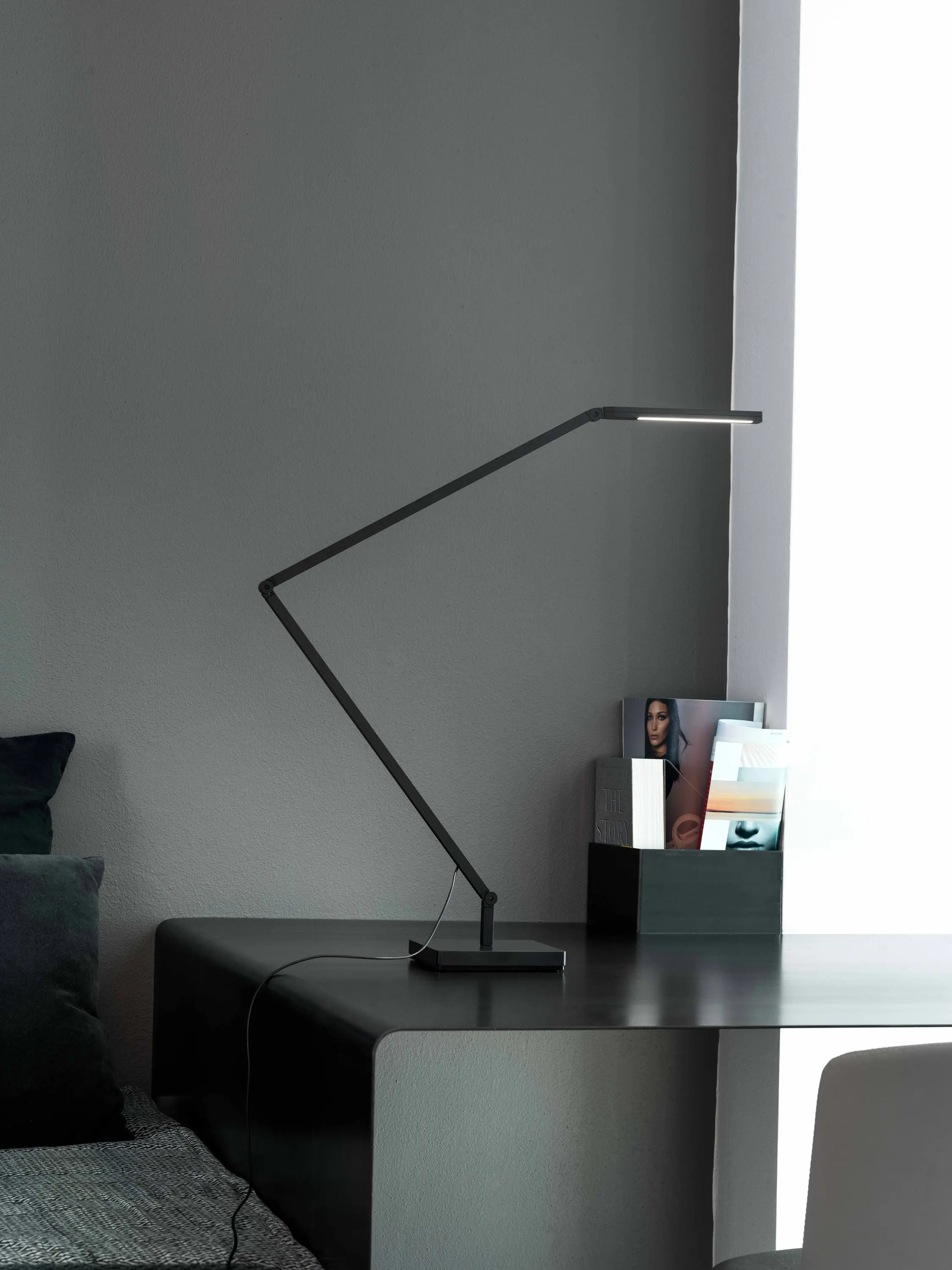 Nemo - Untitled Table Linear