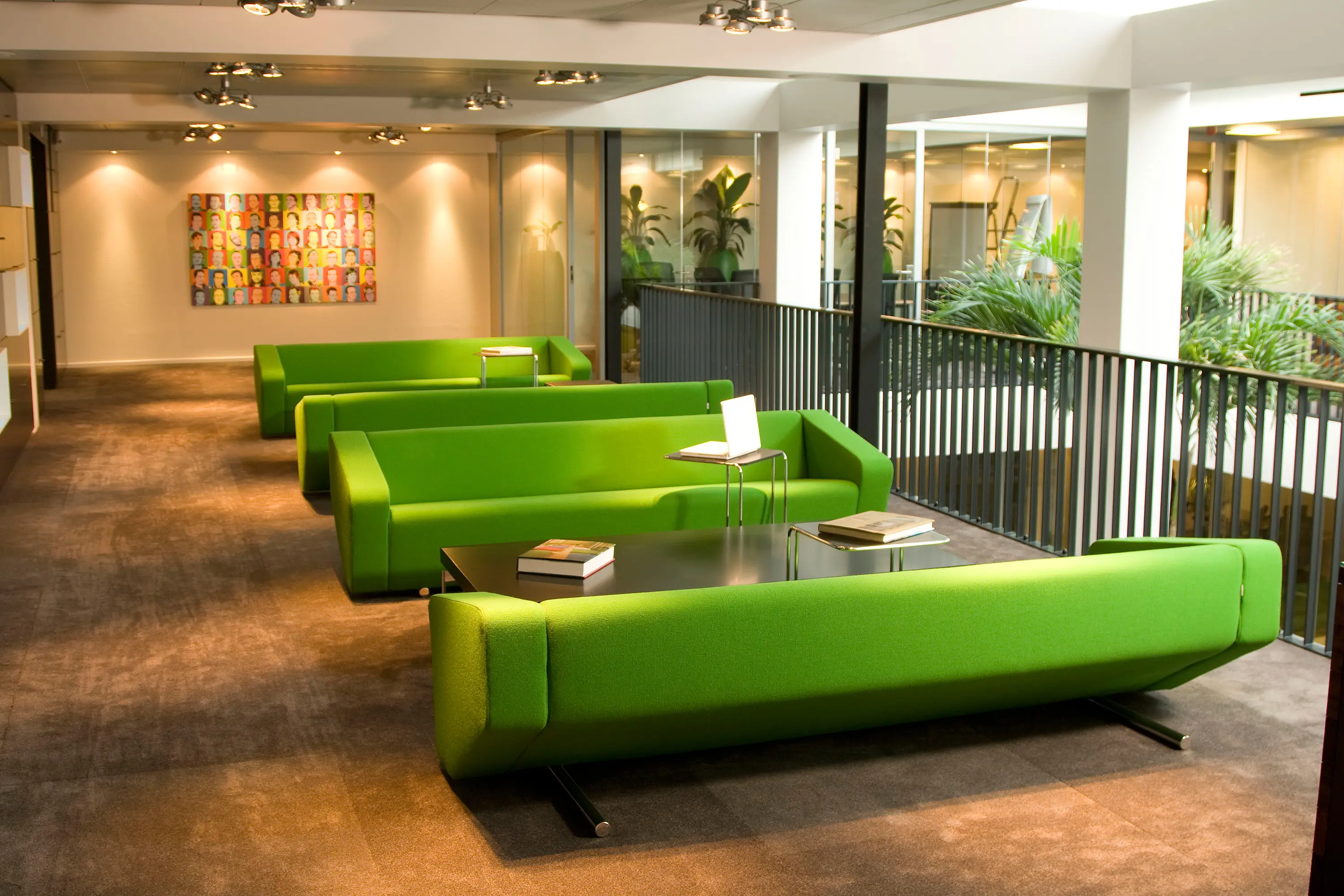 Nurus - To Single Sofa