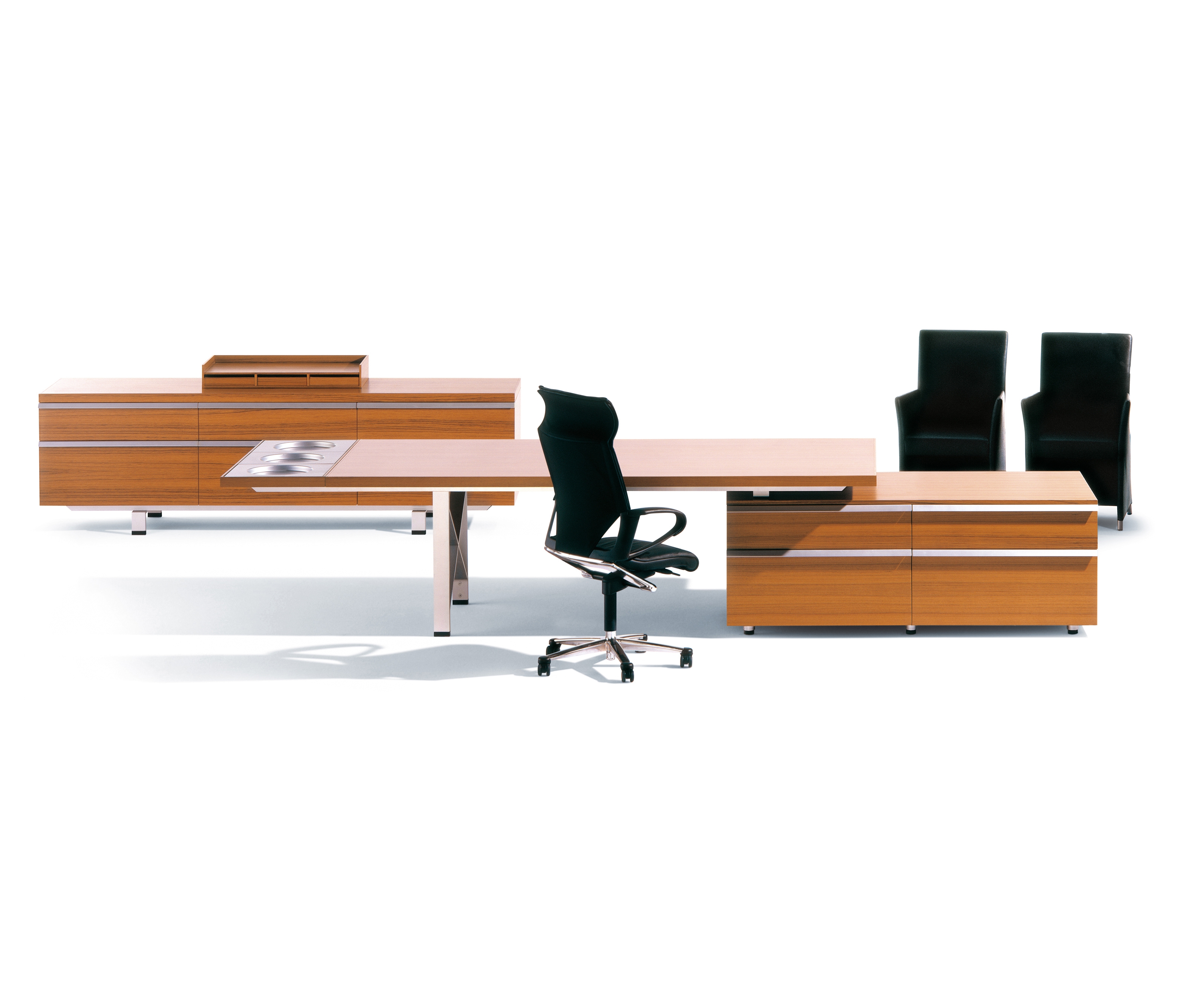 Display product I|X Table natural Theme from manufacturer Nurus
