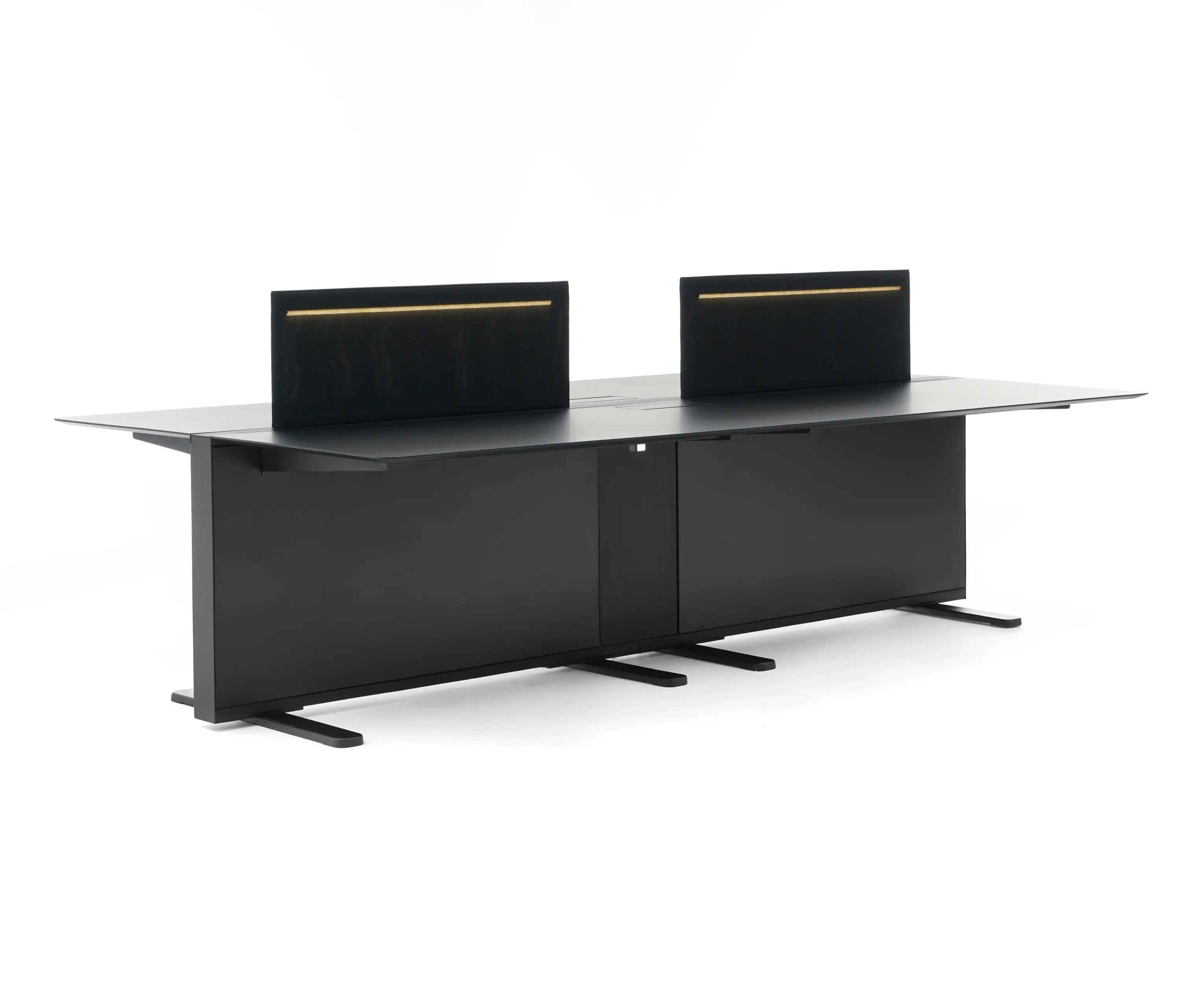 Nurus - London Bench