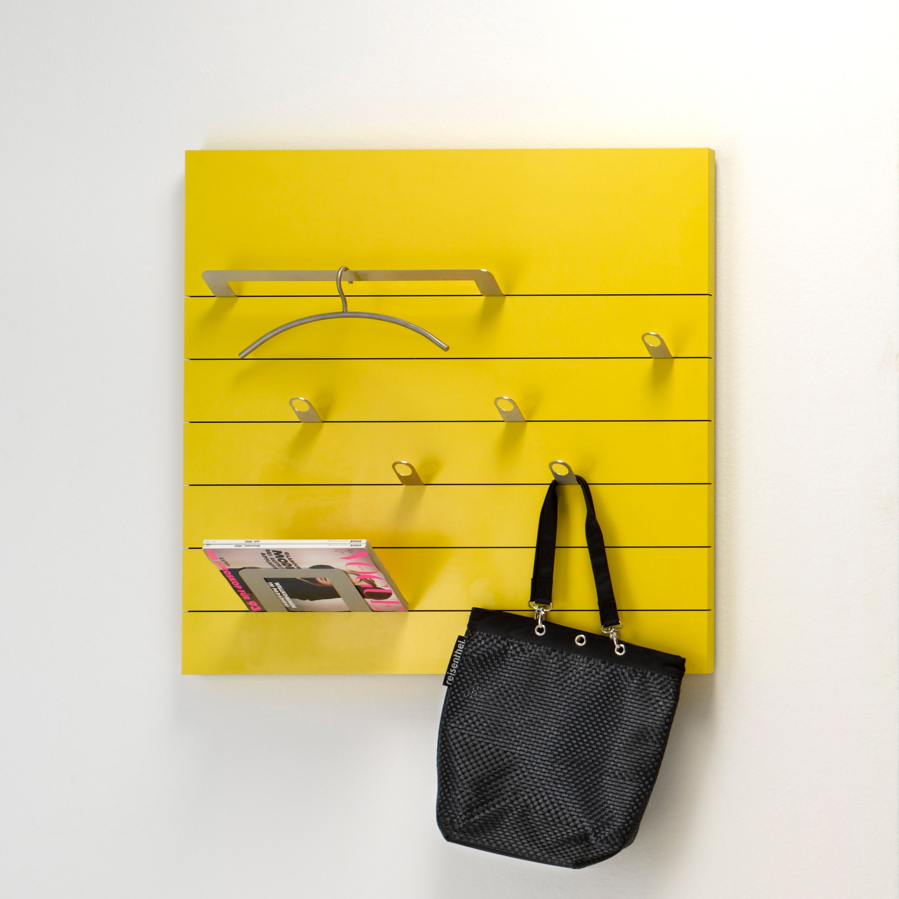 Mostra il prodotto coat rack del produttore performa