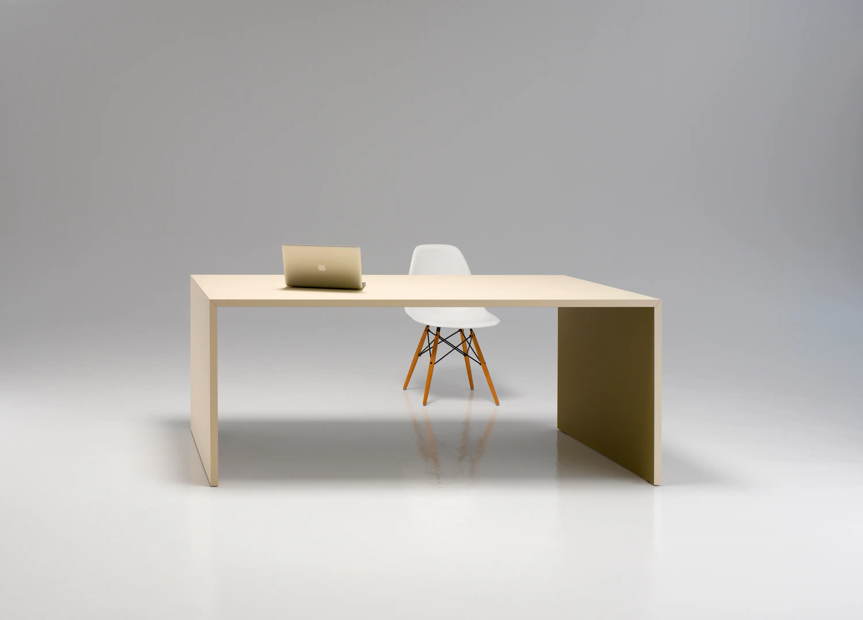 performa - desk