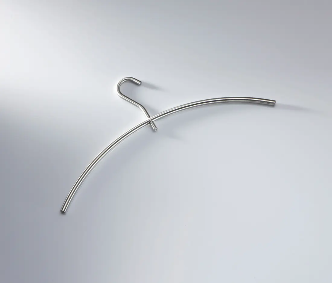 PHOS Design - Rotatable coat hanger
