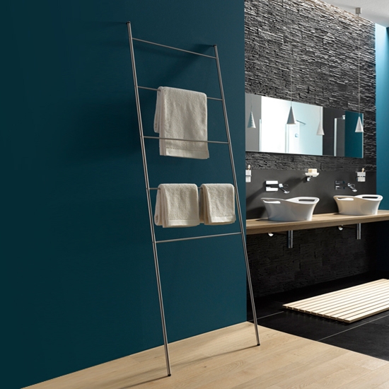 Produkt Hochwertige Handtuchleiter 60 cm breit des Herstellers PHOS Design anzeigen