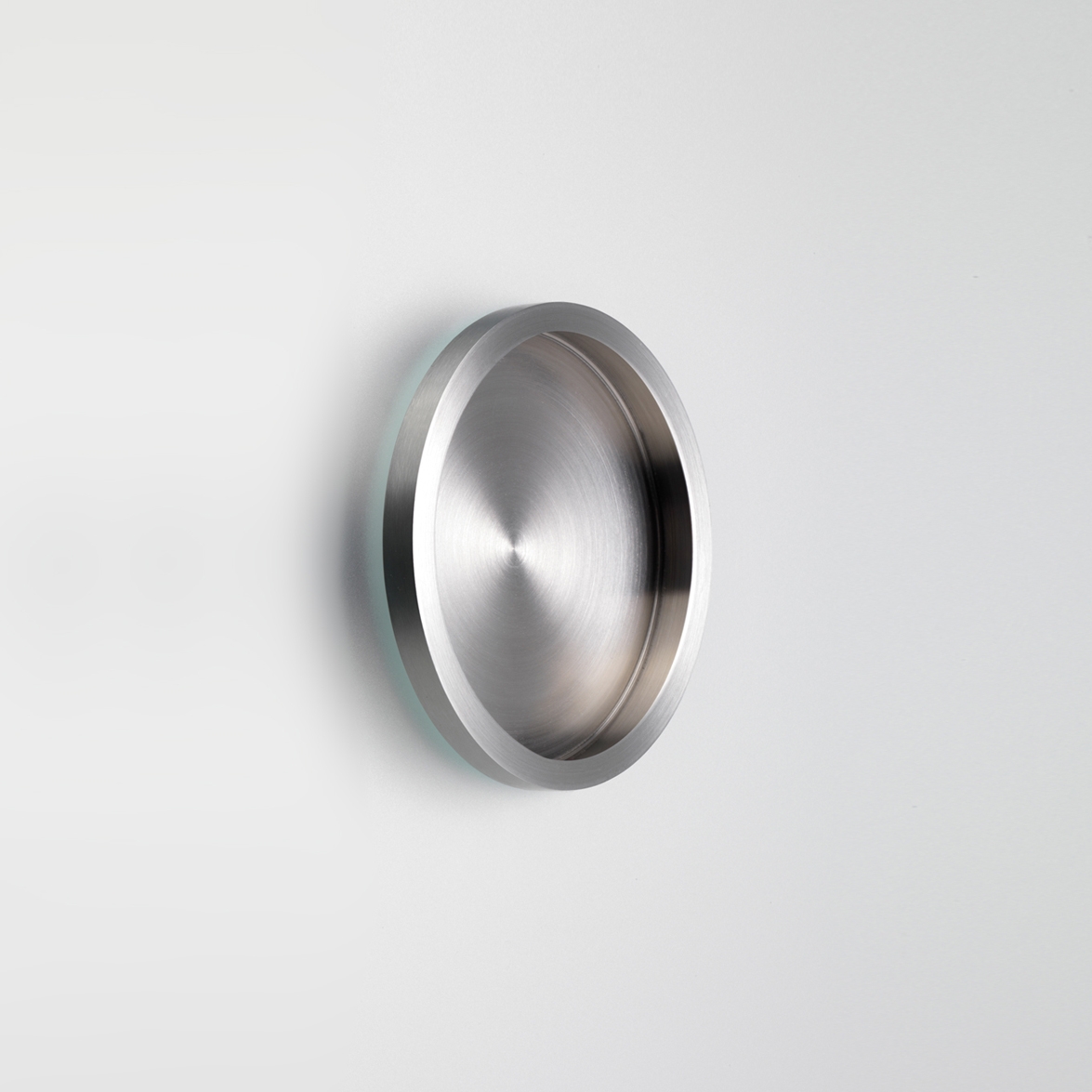Produkt Flacher Muschelgriff Ø70 mm, rund des Herstellers PHOS Design anzeigen