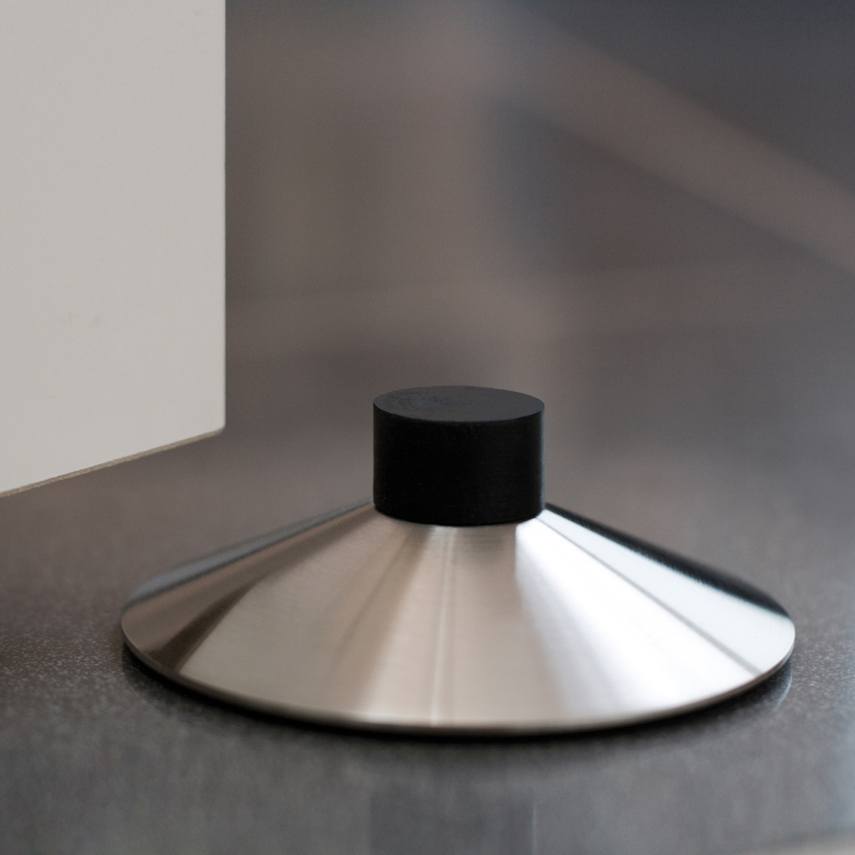 Display product Door stopper & door wedge - non-slip - 33 mm high from manufacturer PHOS Design