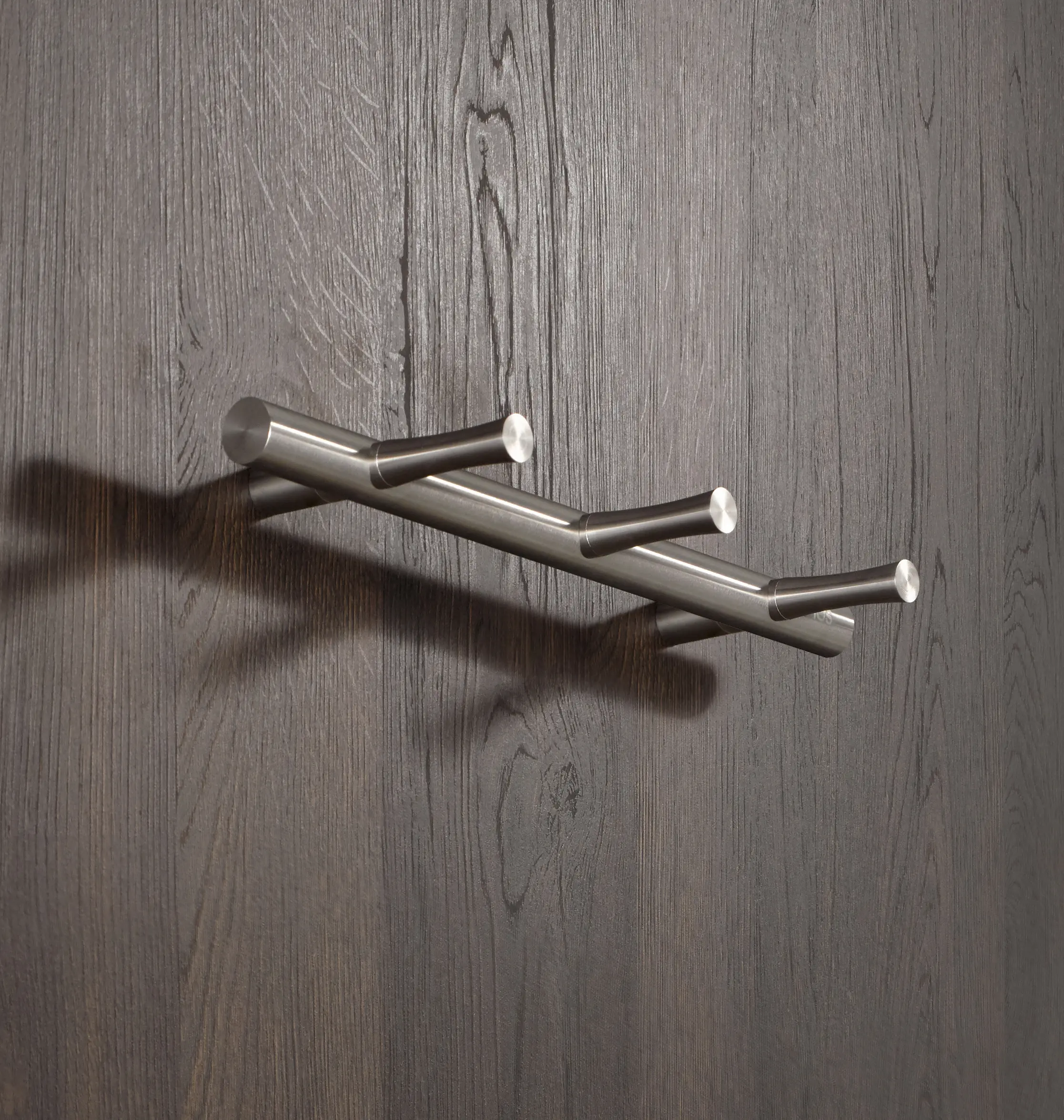 PHOS Design - Hook rail, plain, round bar with 3 flow hooks