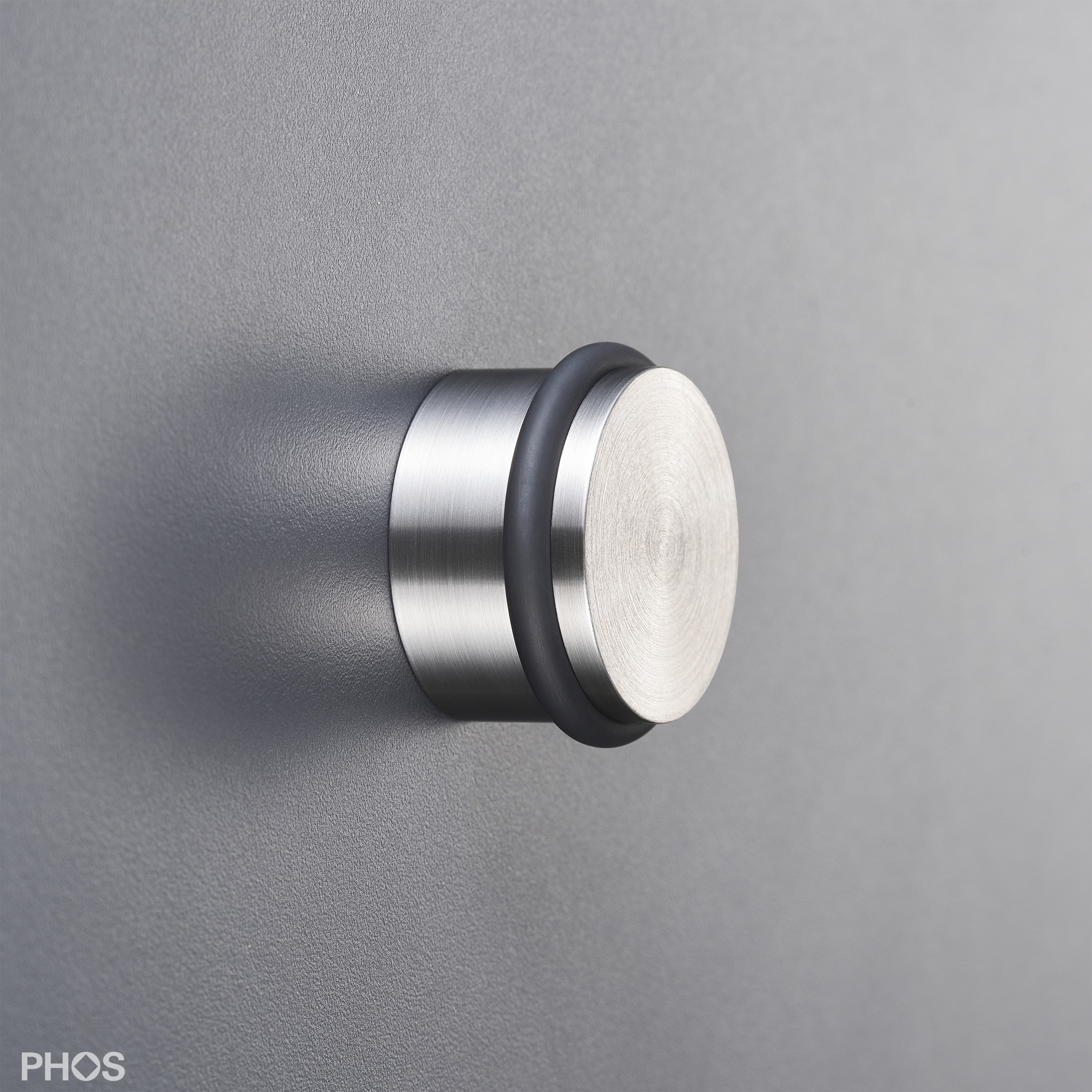 Afficher le produit Poignée de meuble avec joint torique, Ø30 x 18 mm du fabricant PHOS Design