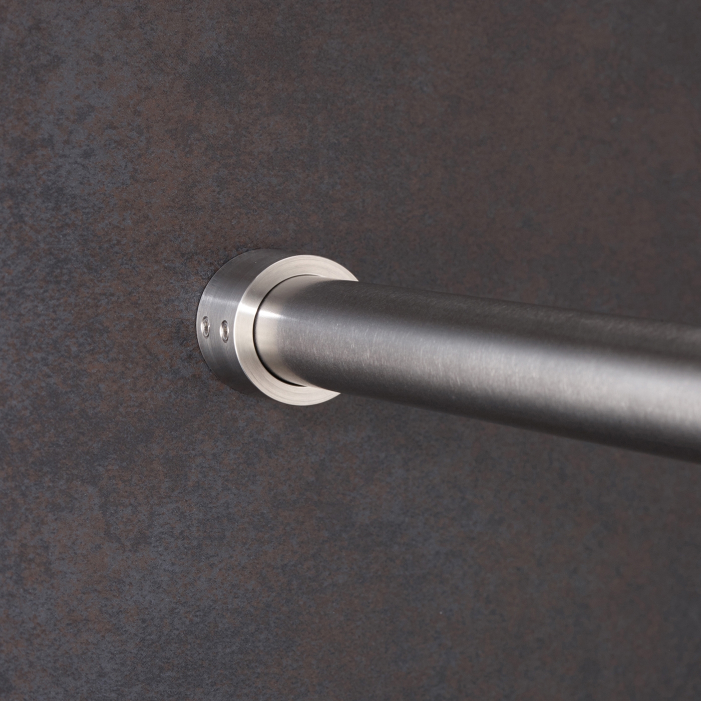 Mostrar el producto Soporte de pared para tubo de varilla Ø20 mm, montaje de pared a pared del fabricante PHOS Design