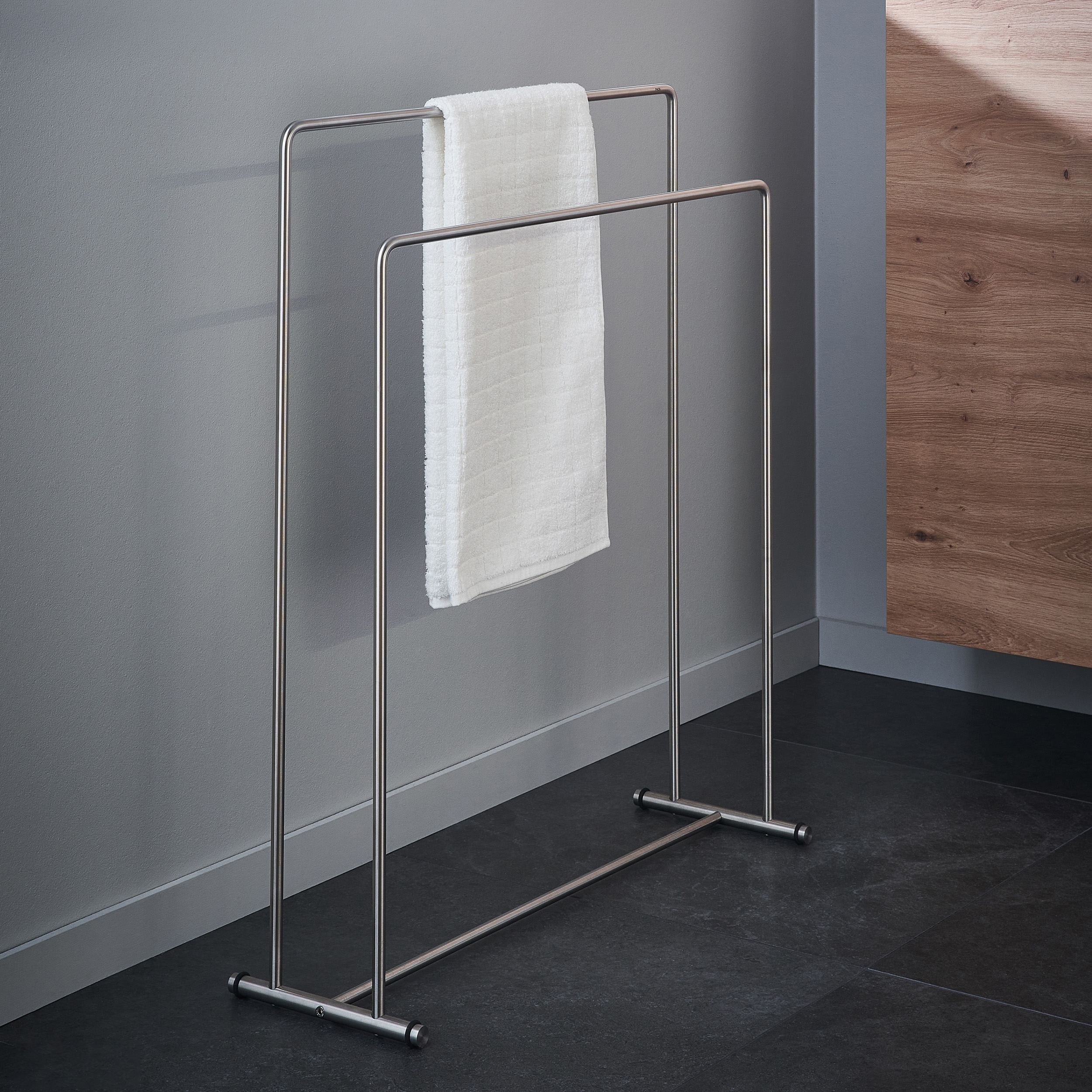 Mostrar el producto Towel rack: 72 cm for 2 towels del fabricante PHOS Design
