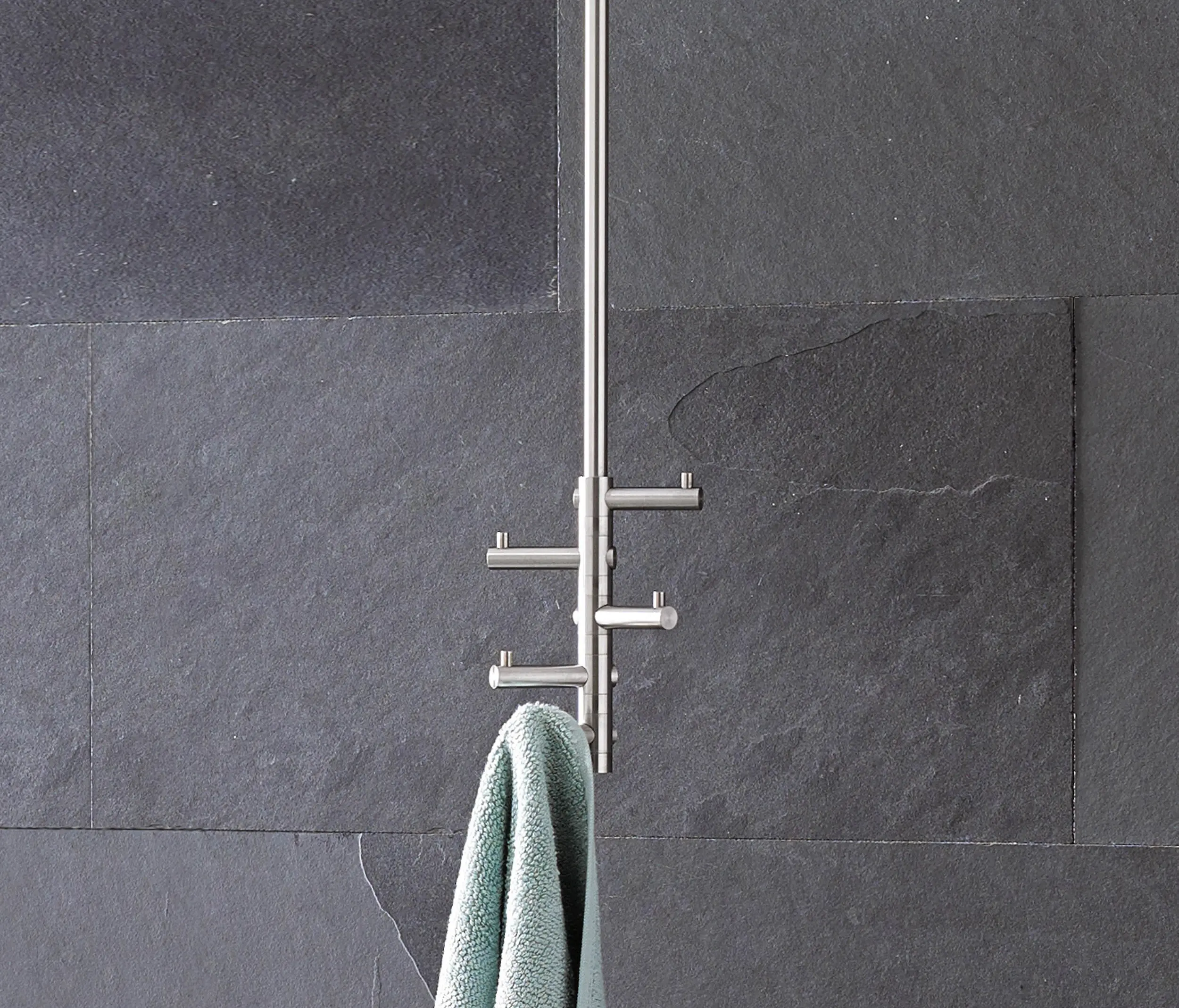 PHOS Design - Ceiling towel rail: Space-saving and sturdy with 5 hooks