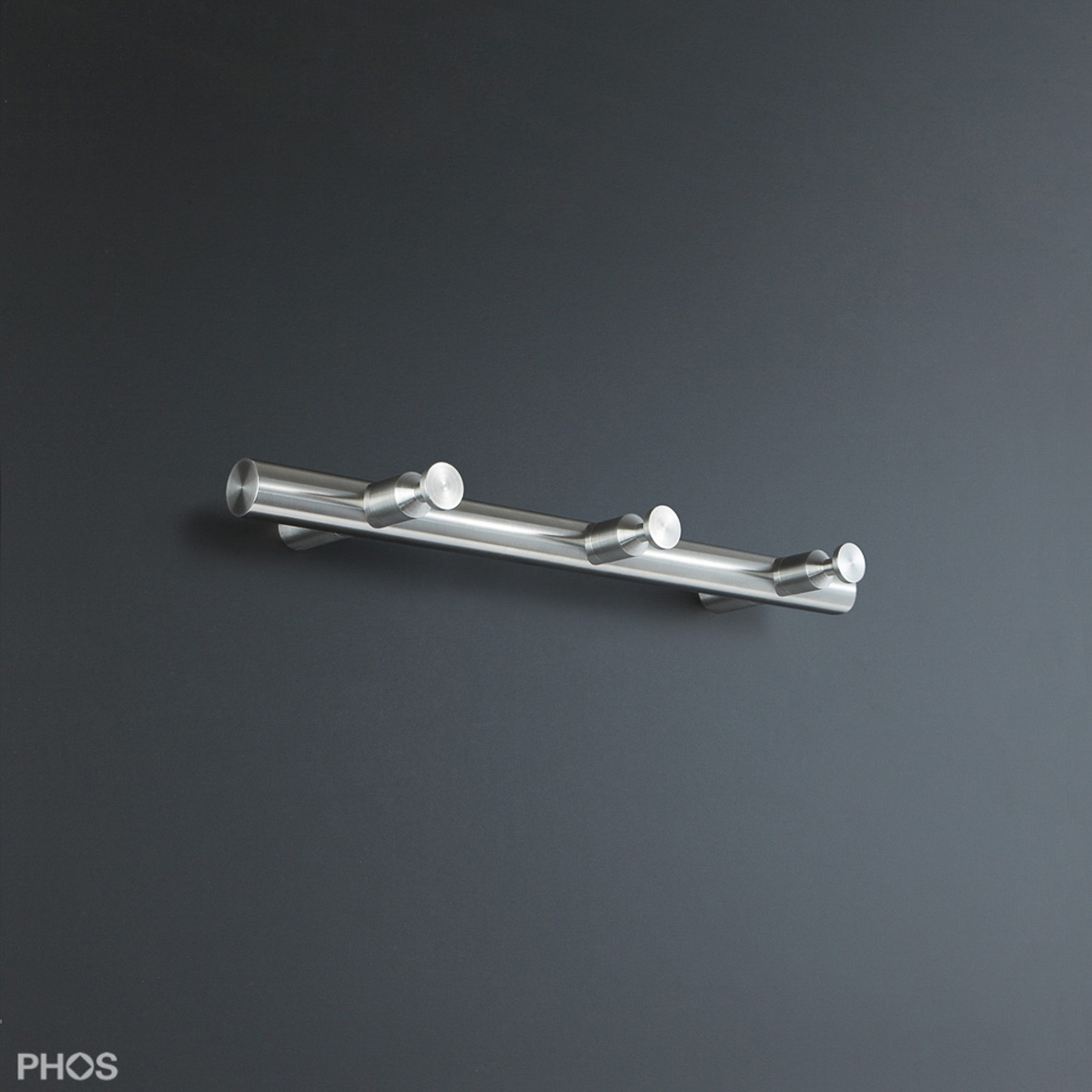 Vertoon produk Towel rail, plain, round bar with 3 conical hooks van vervaardiger PHOS Design