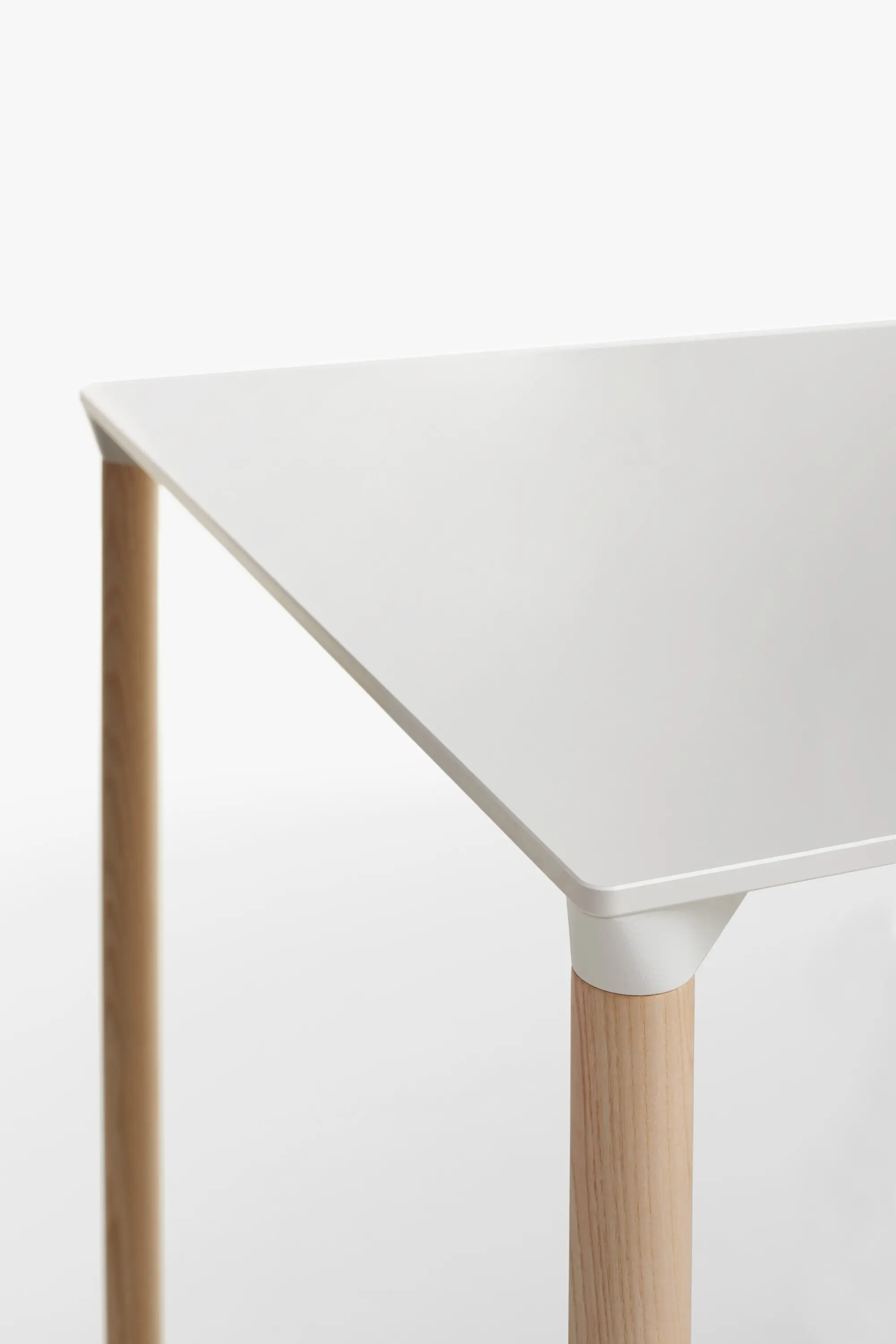 Plank - Monza table