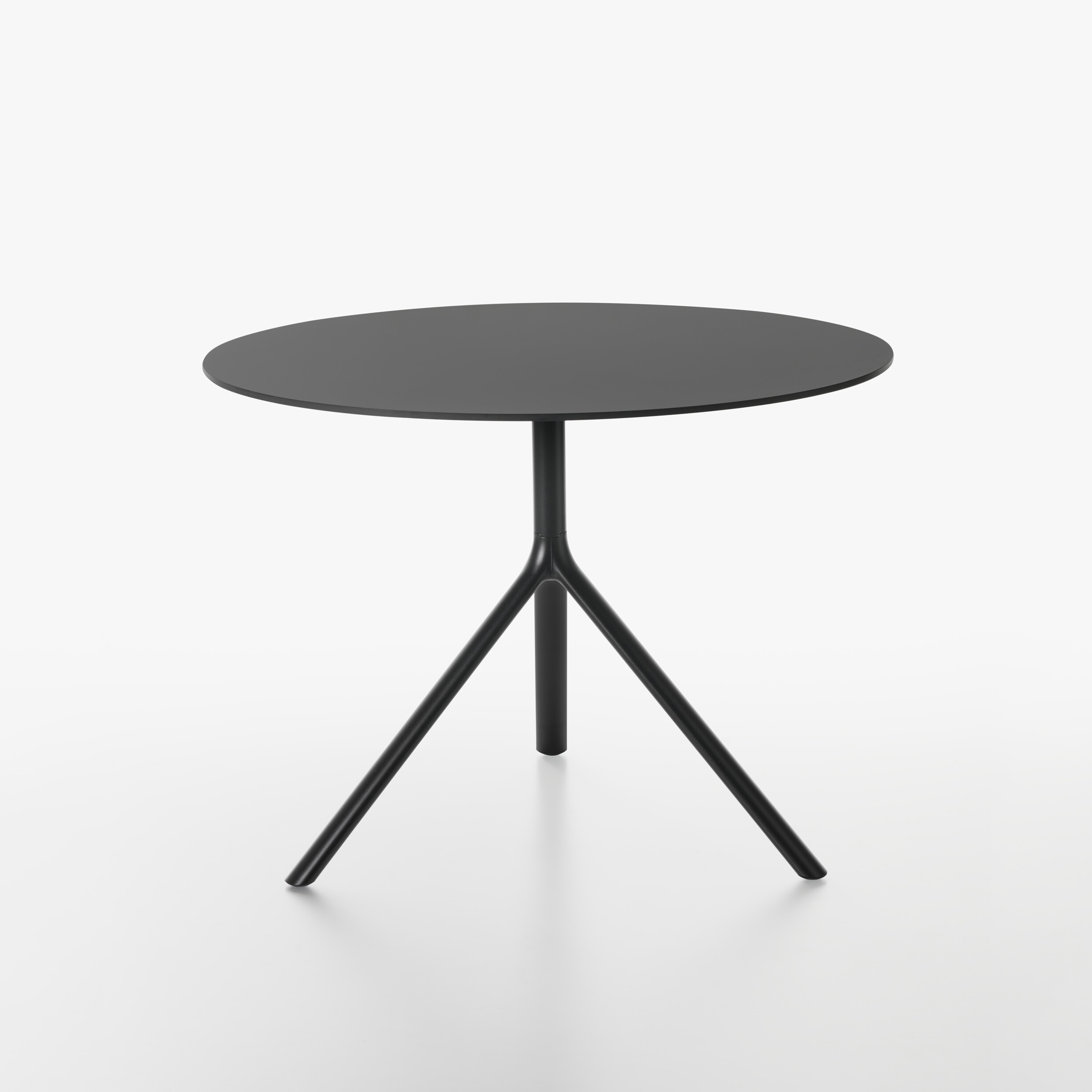Display product Miura table from manufacturer Plank