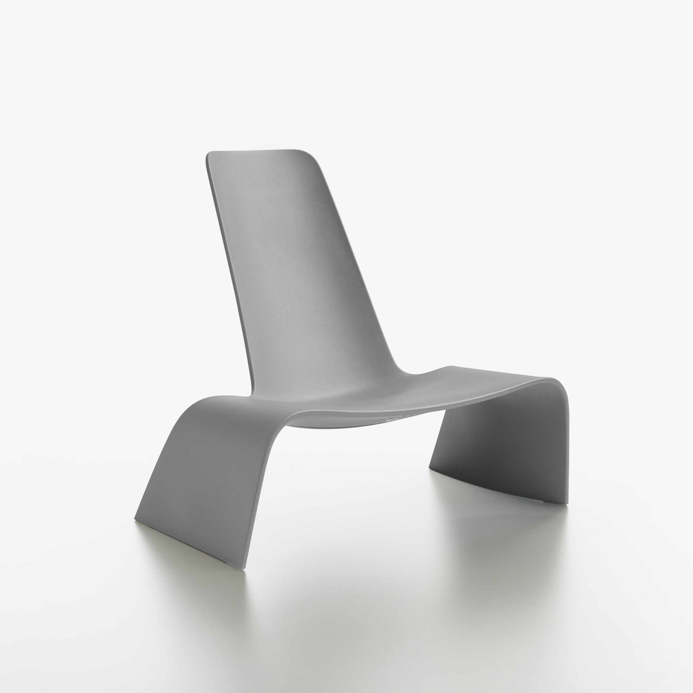 Land lounge chair