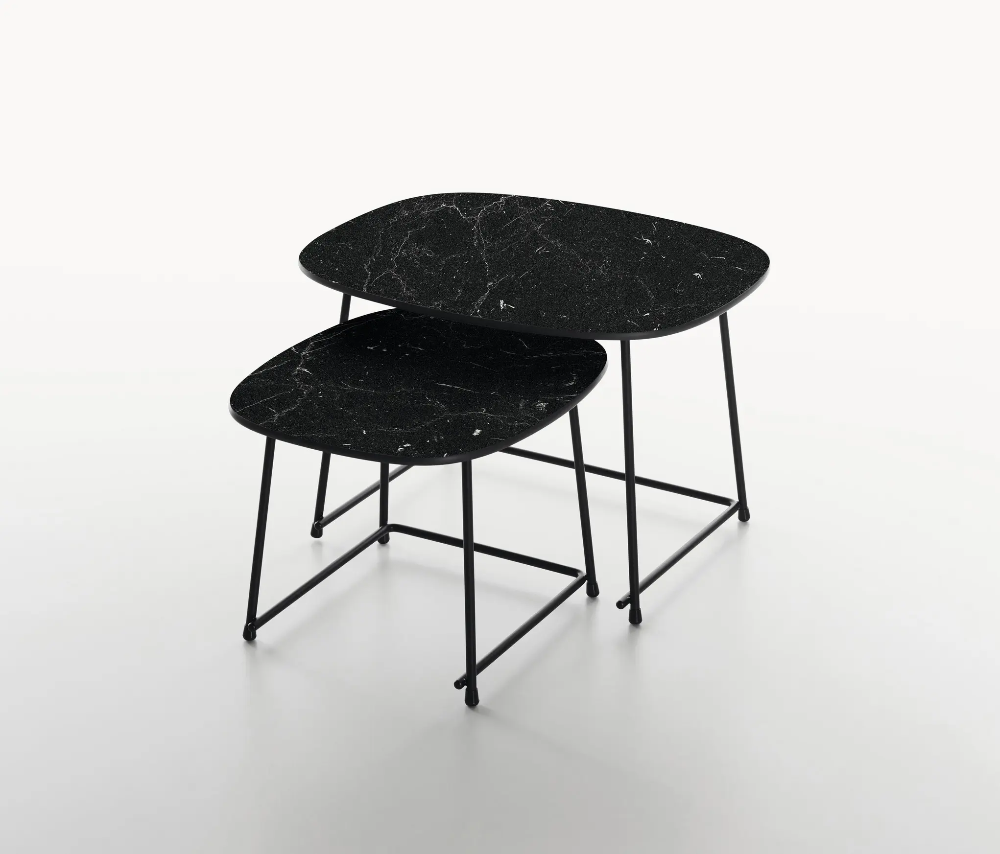 Plank - Cup lounge table