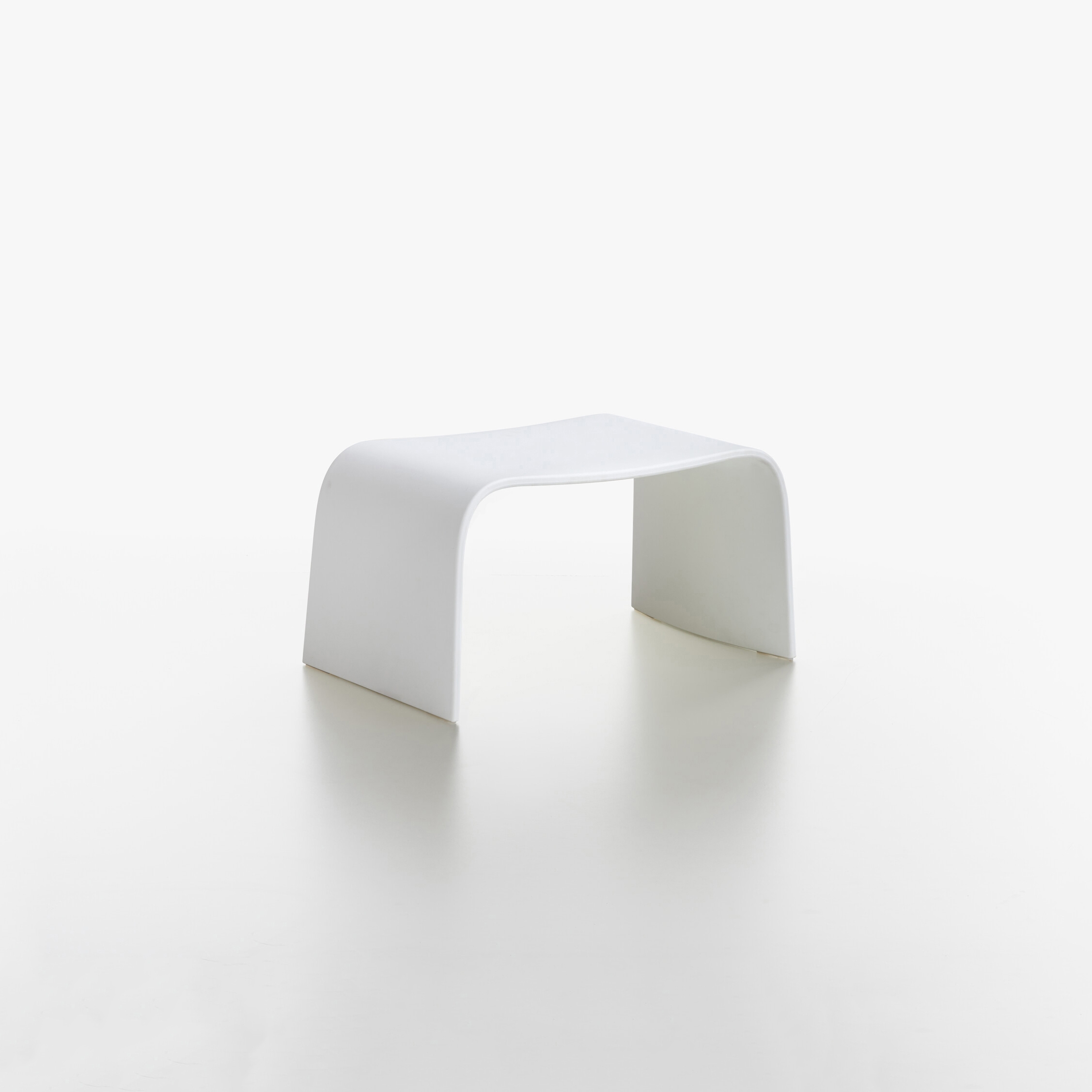 Display product Land ottoman from manufacturer Plank