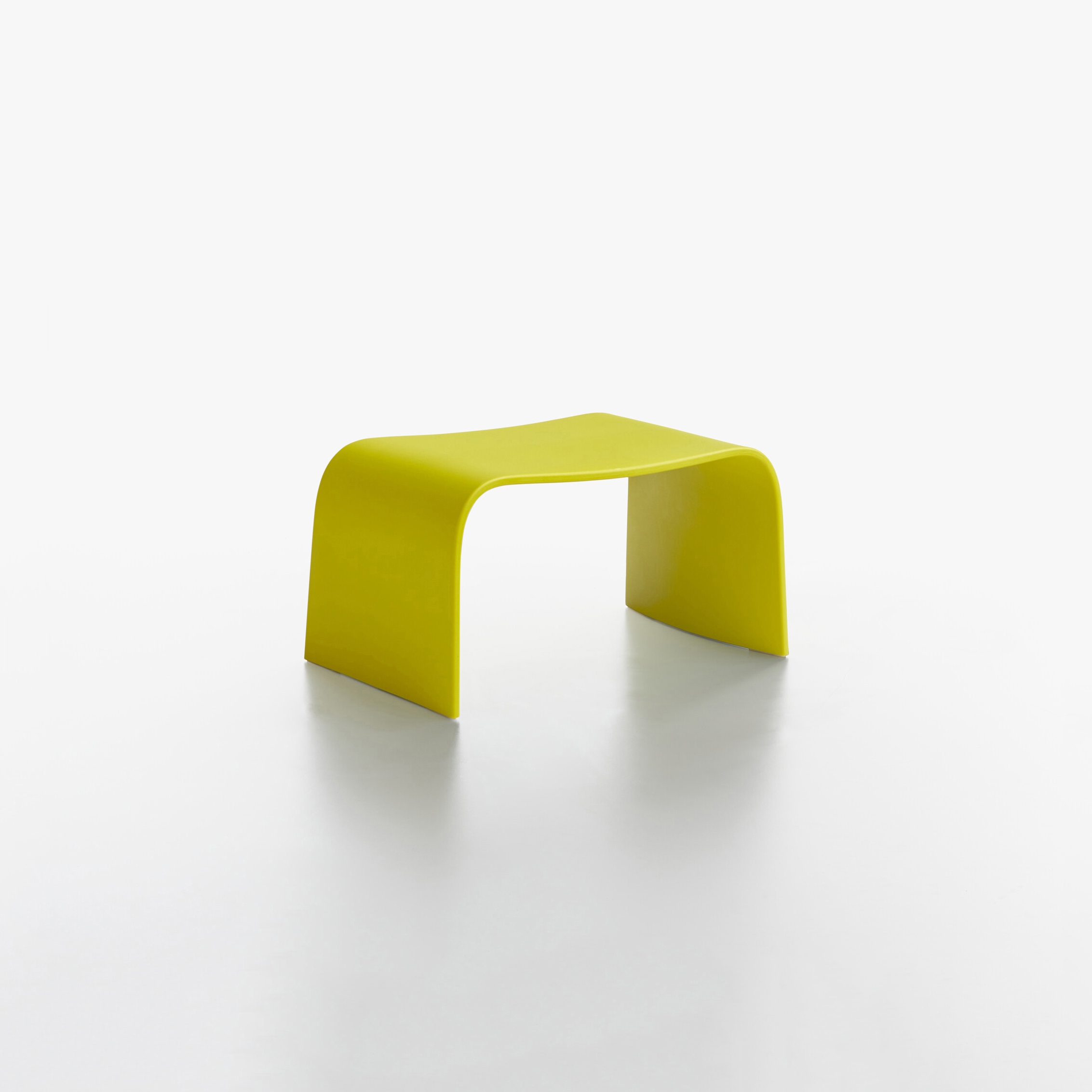 Display product Land ottoman from manufacturer Plank