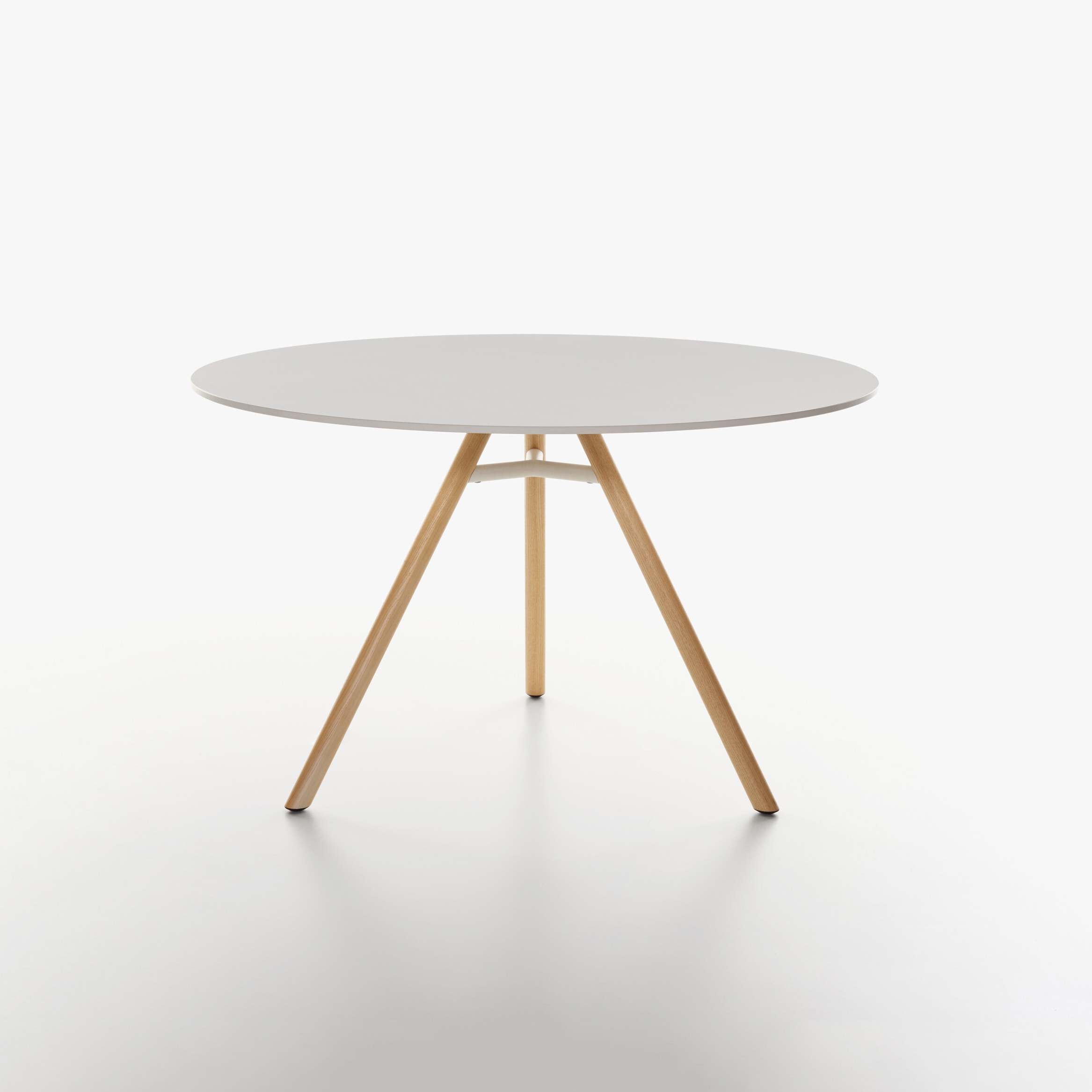 Display product Mart table from manufacturer Plank