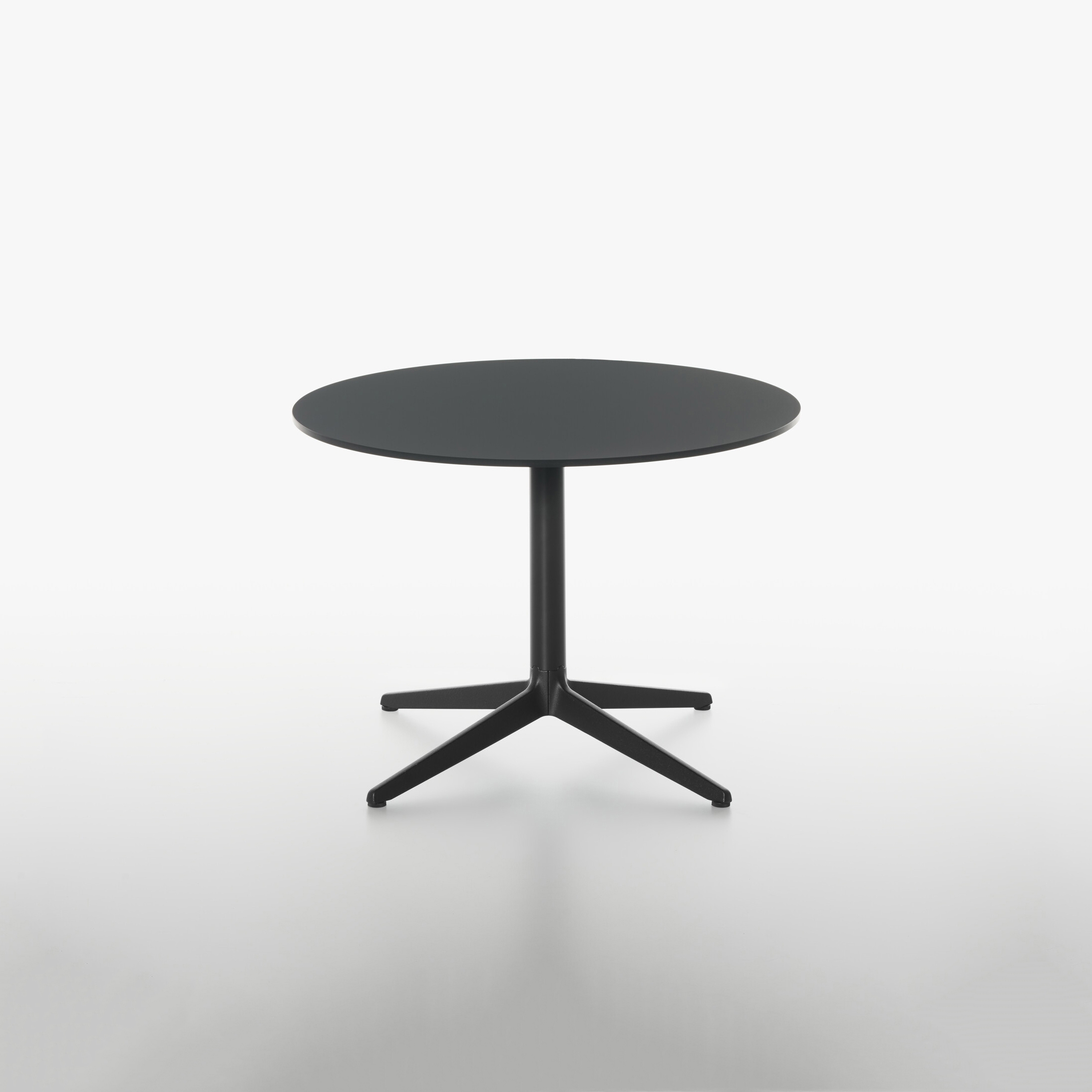 Mostrar el producto Mister-X table del fabricante Plank