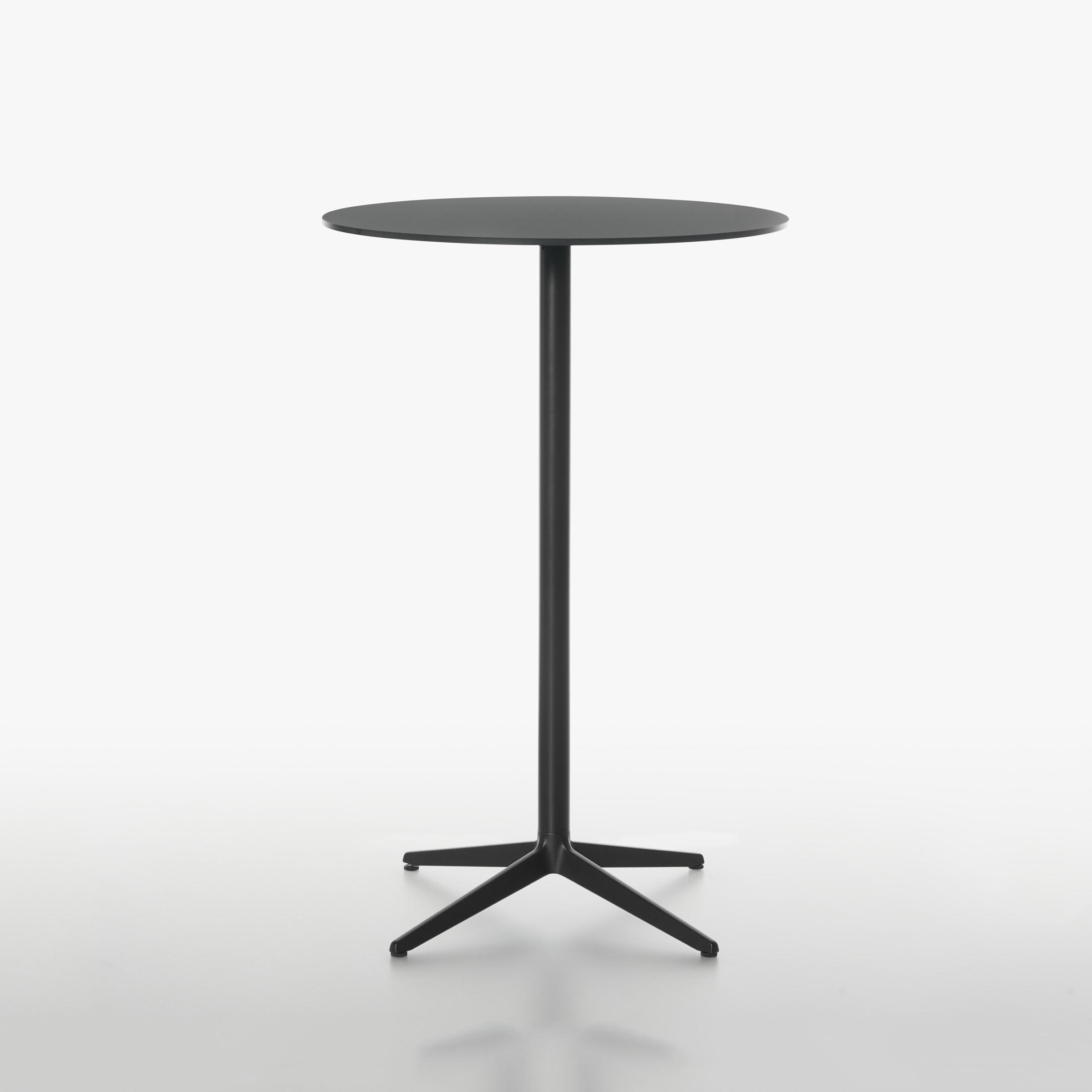 Mostra il prodotto Mister-X table del produttore Plank