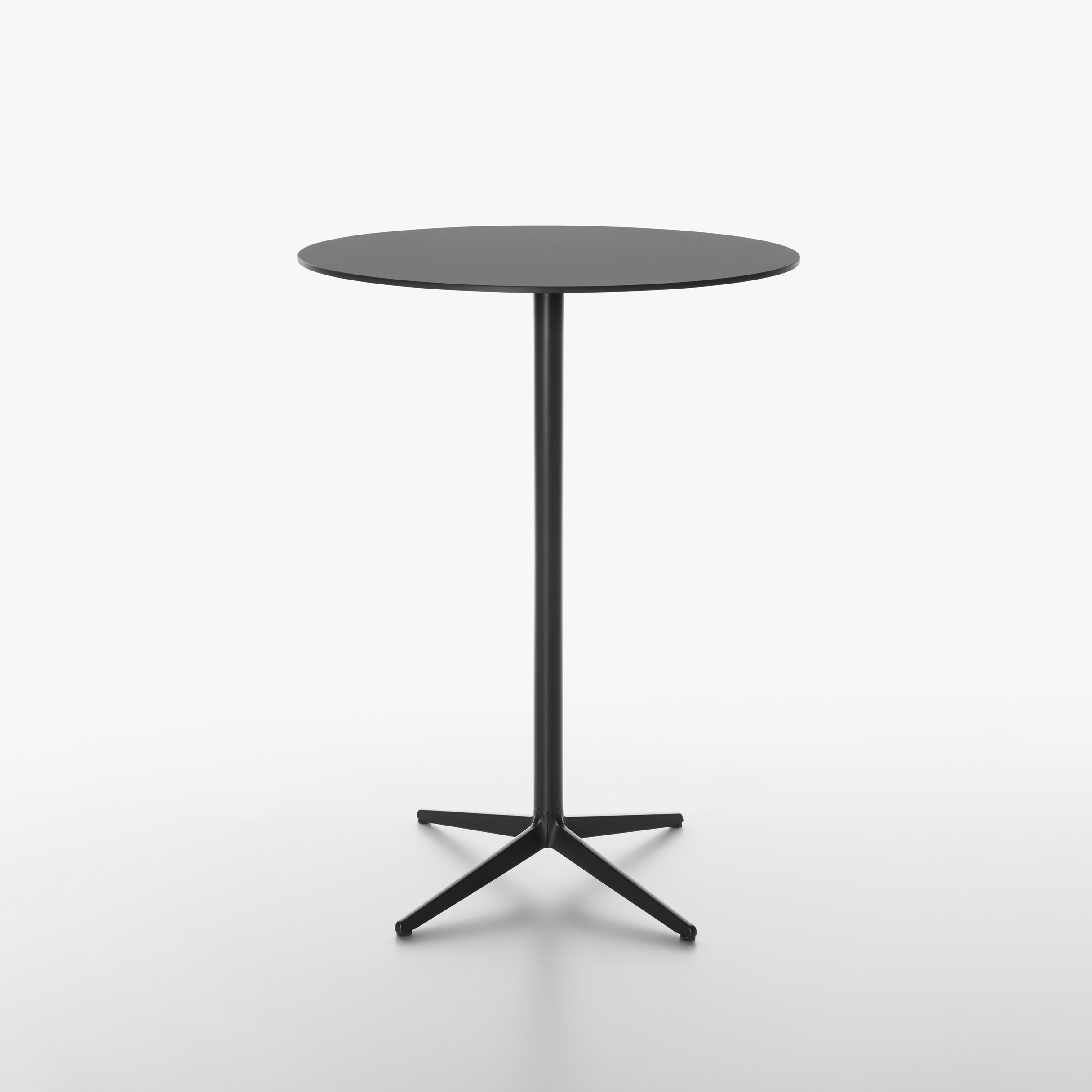 Display product Mister-X table from manufacturer Plank