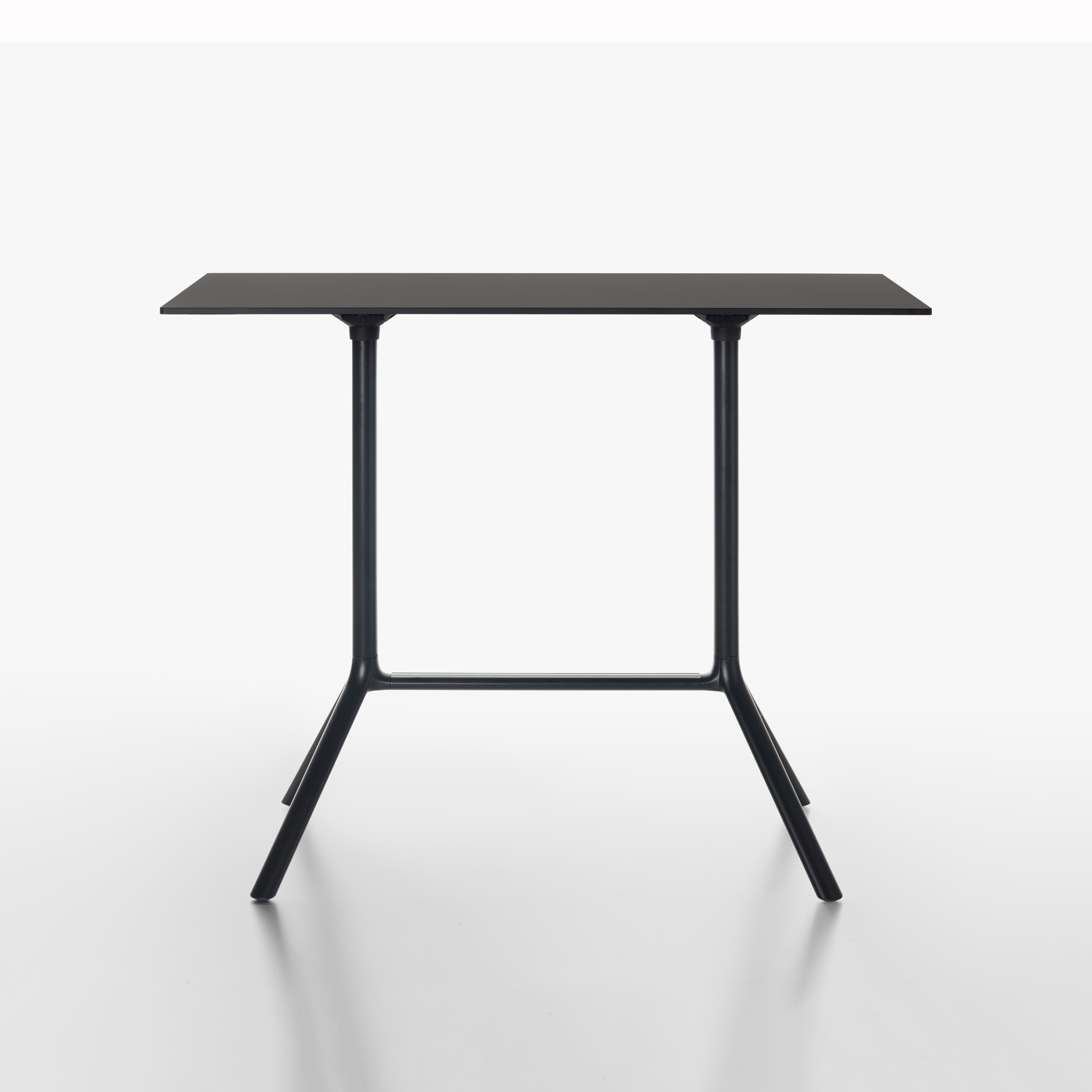 Display product Miura table from manufacturer Plank