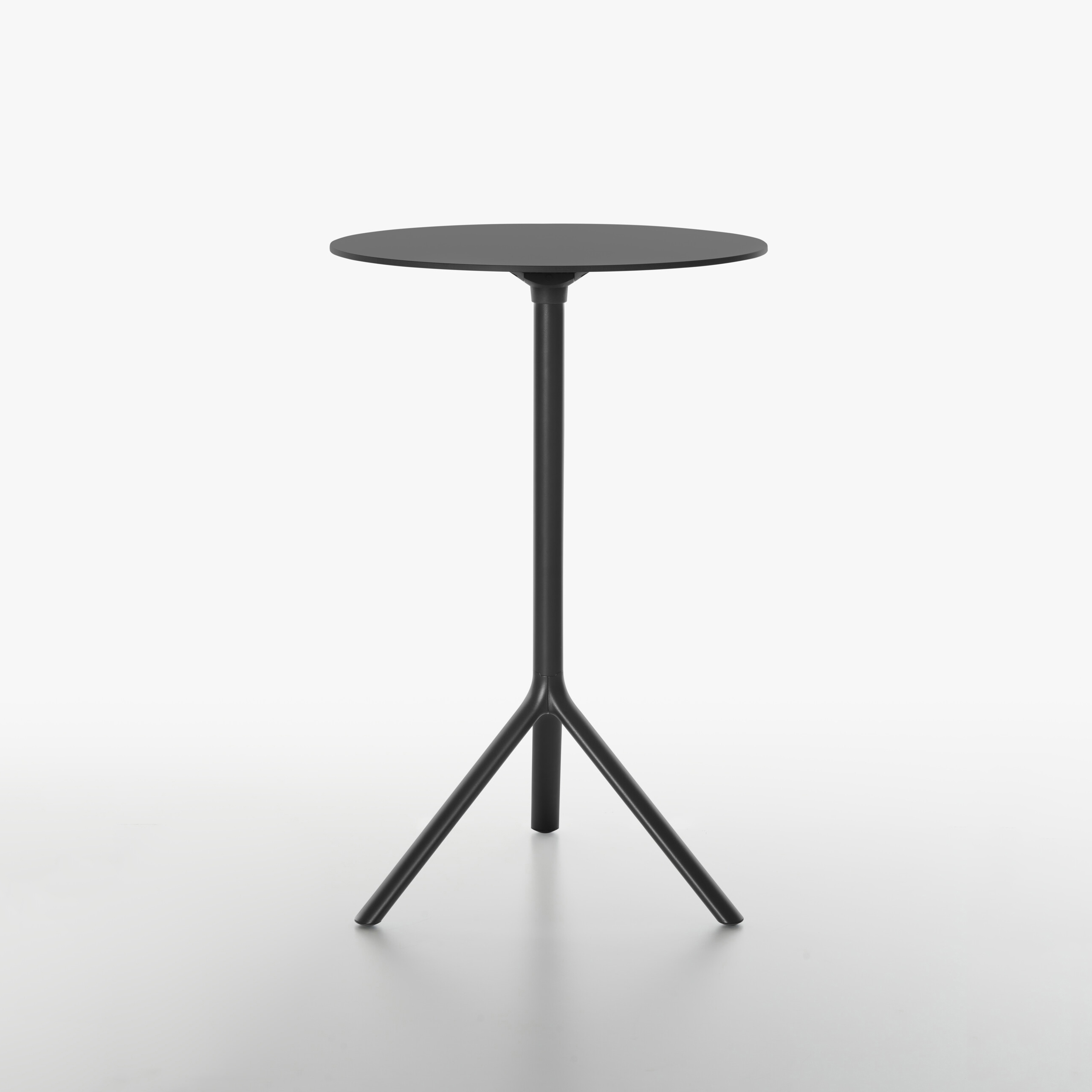 Display product Miura table from manufacturer Plank