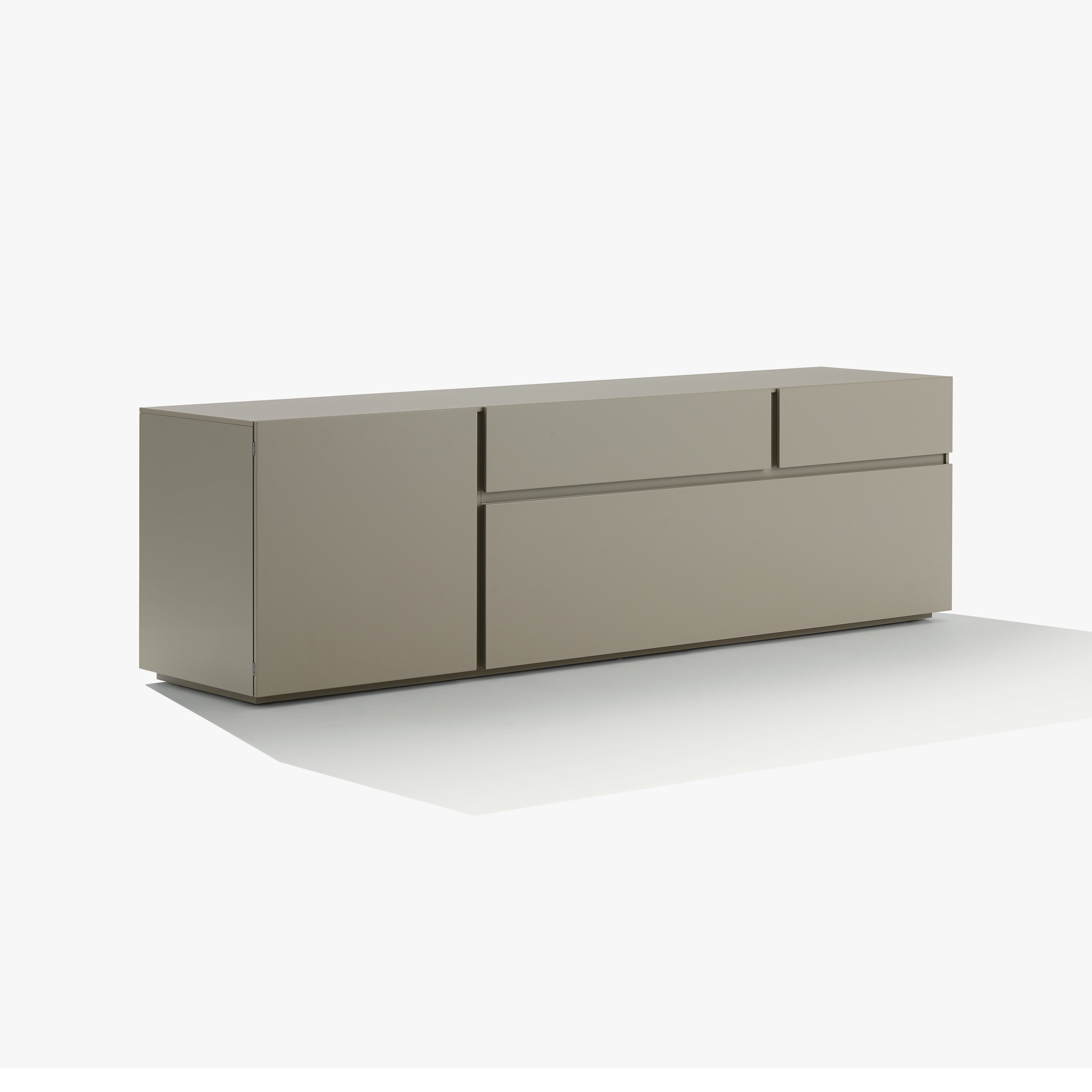 Display product Free from manufacturer Poliform