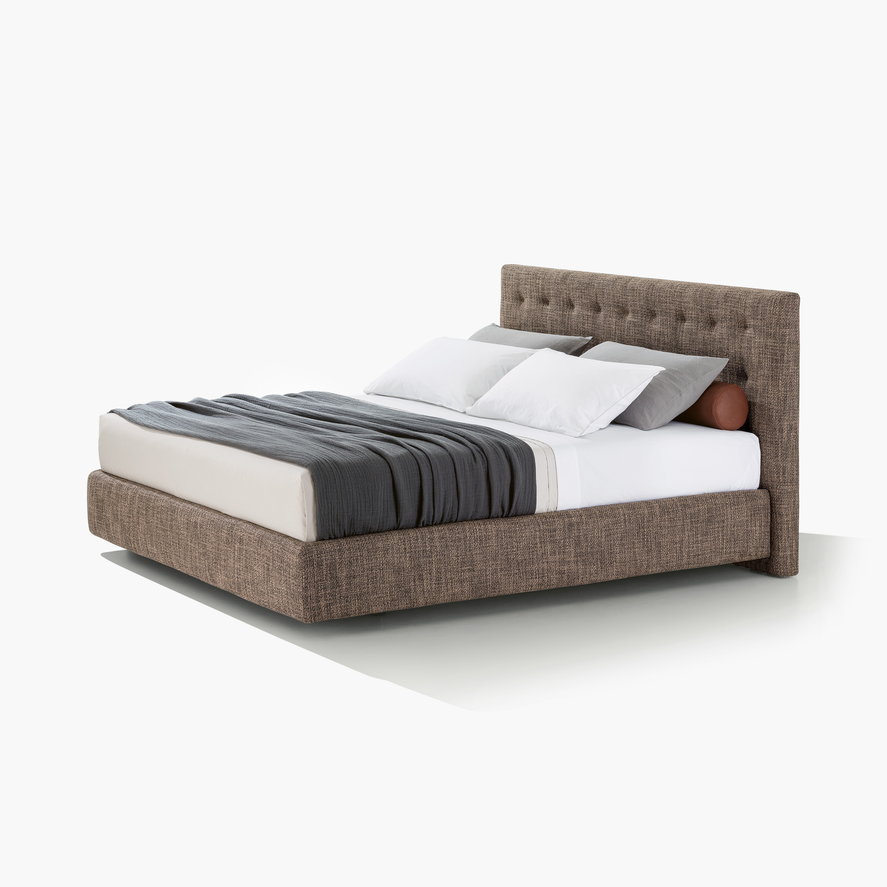 Display product Arca bed from manufacturer Poliform