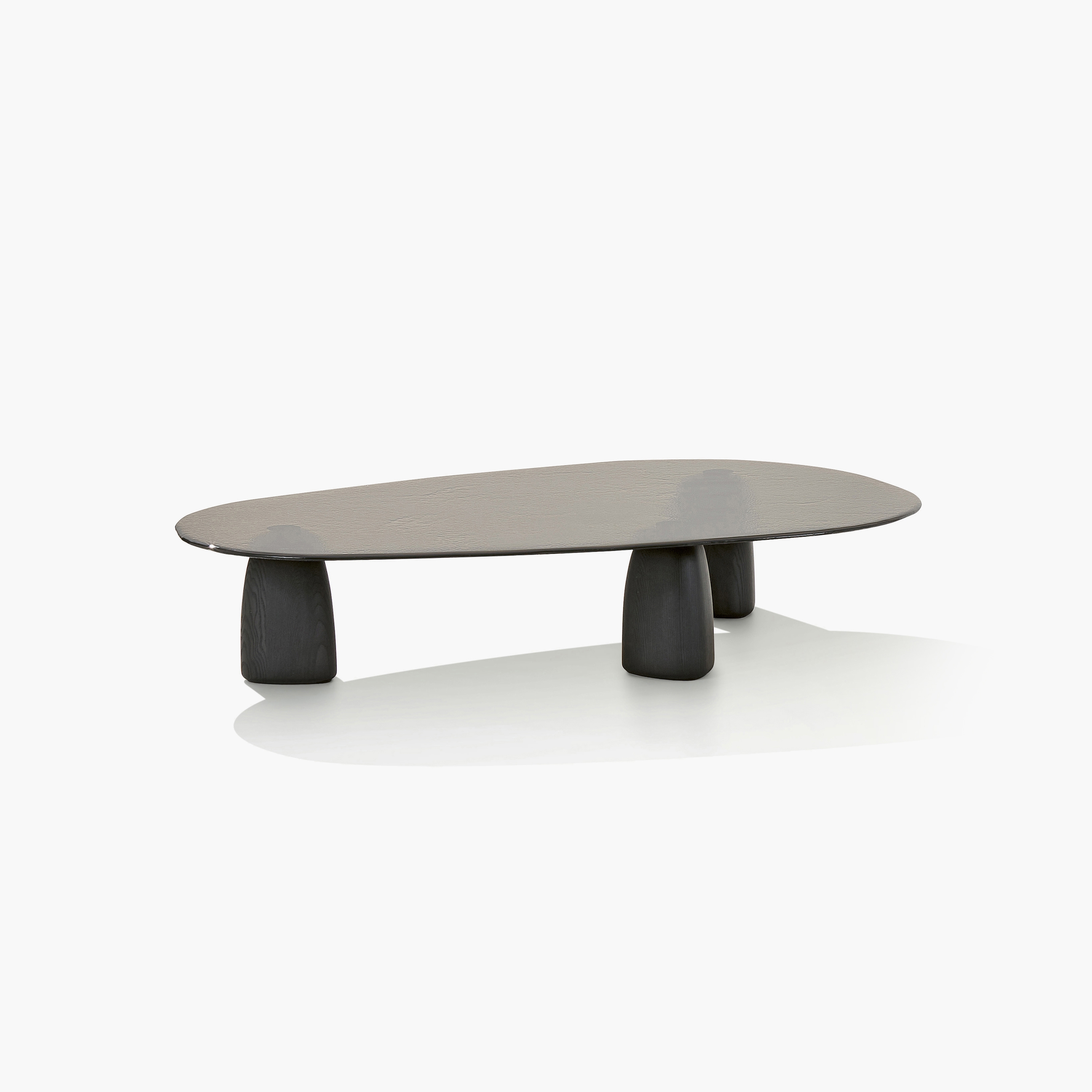 Display product Strata coffee tables from manufacturer Poliform