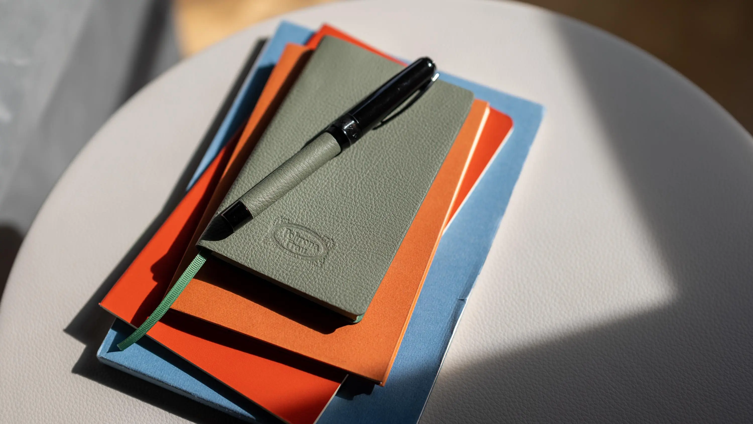 Poltrona Frau - Pineider X Poltrona Frau Notebook