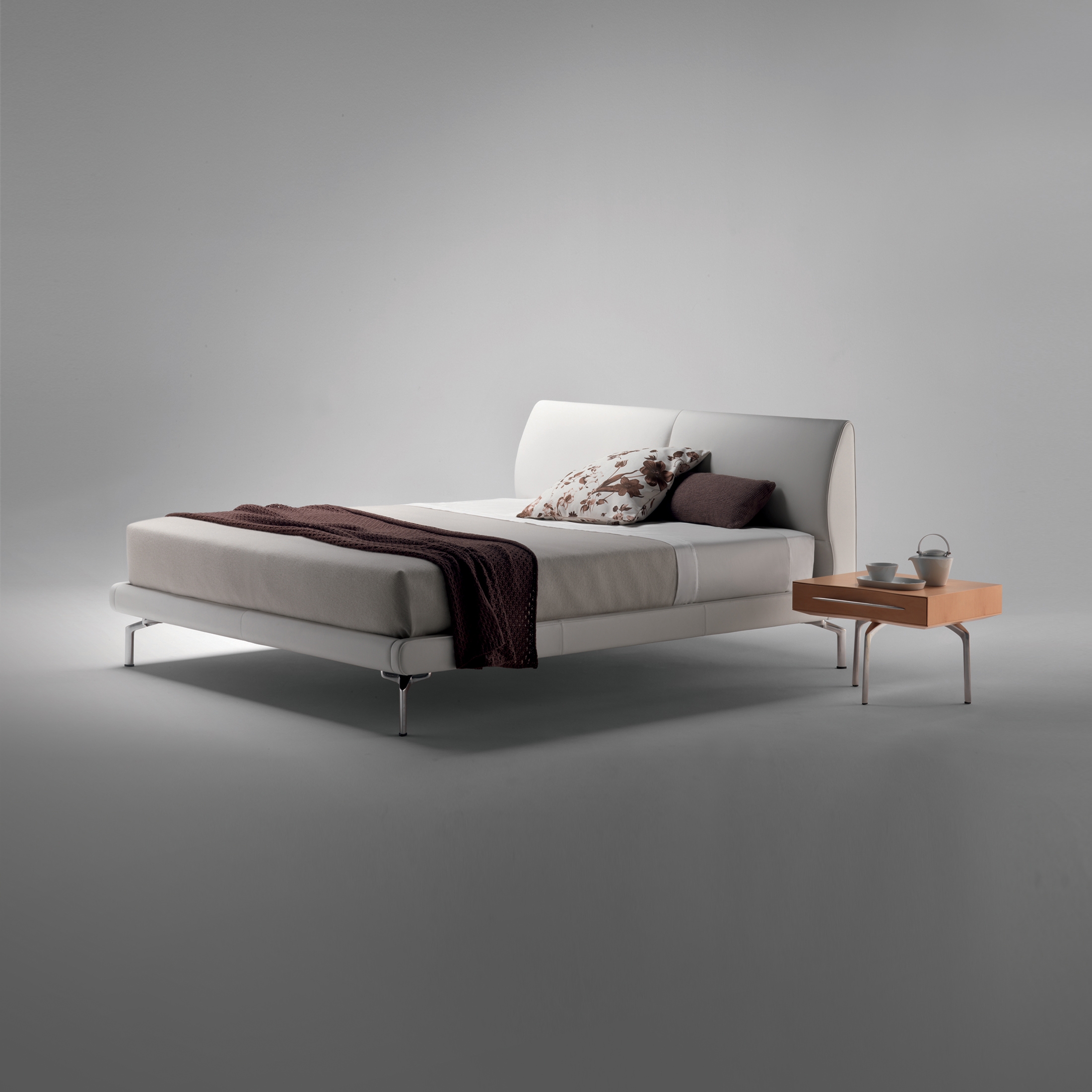Display product Eosonno from manufacturer Poltrona Frau