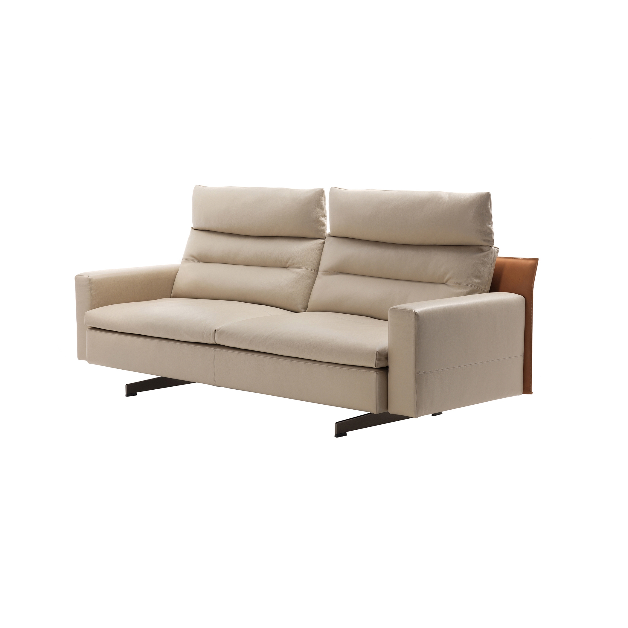 Display product GranTorino Headrest Sofa from manufacturer Poltrona Frau